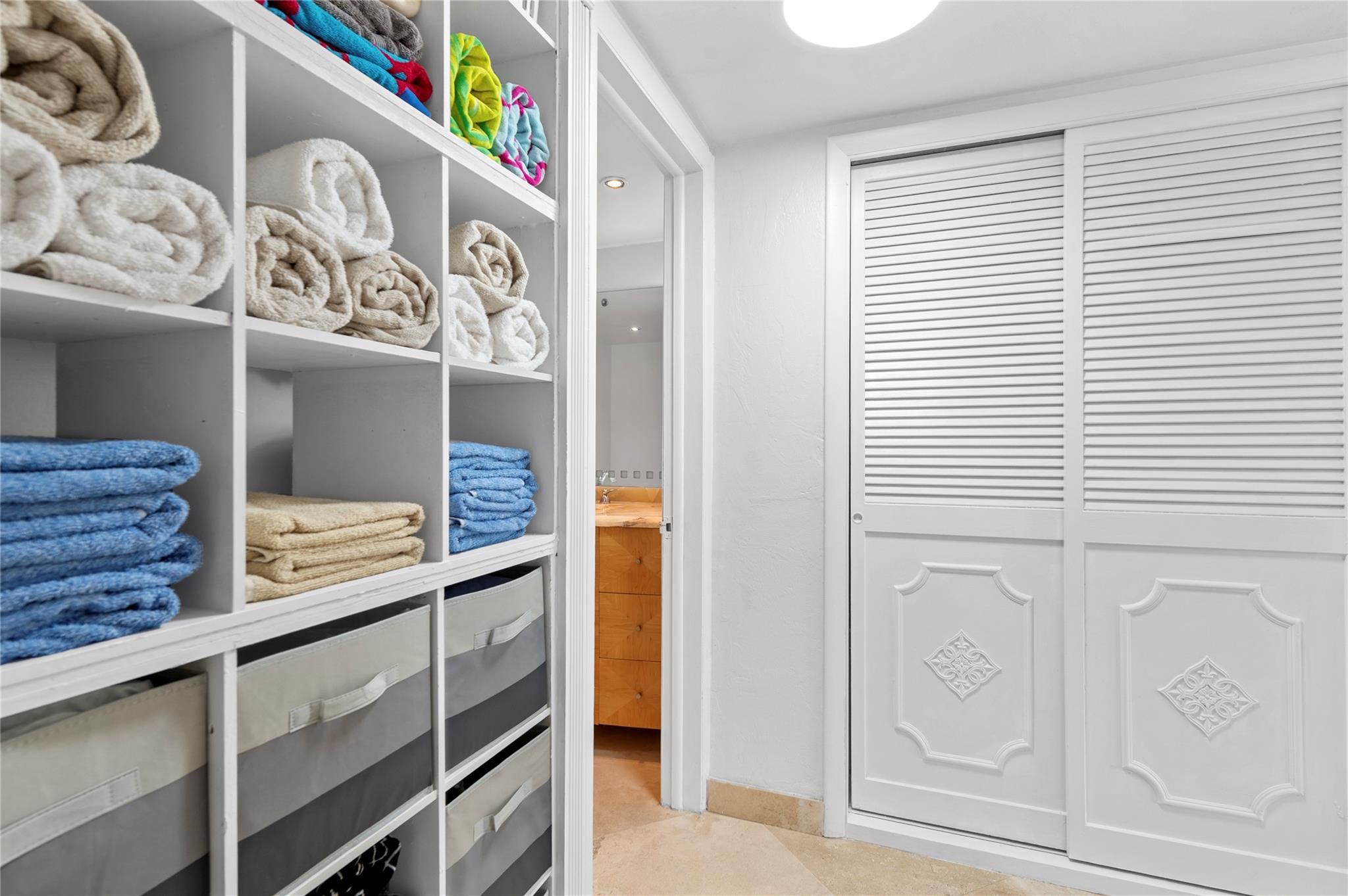 REGENCY TOWER CONDO - Residential Lease