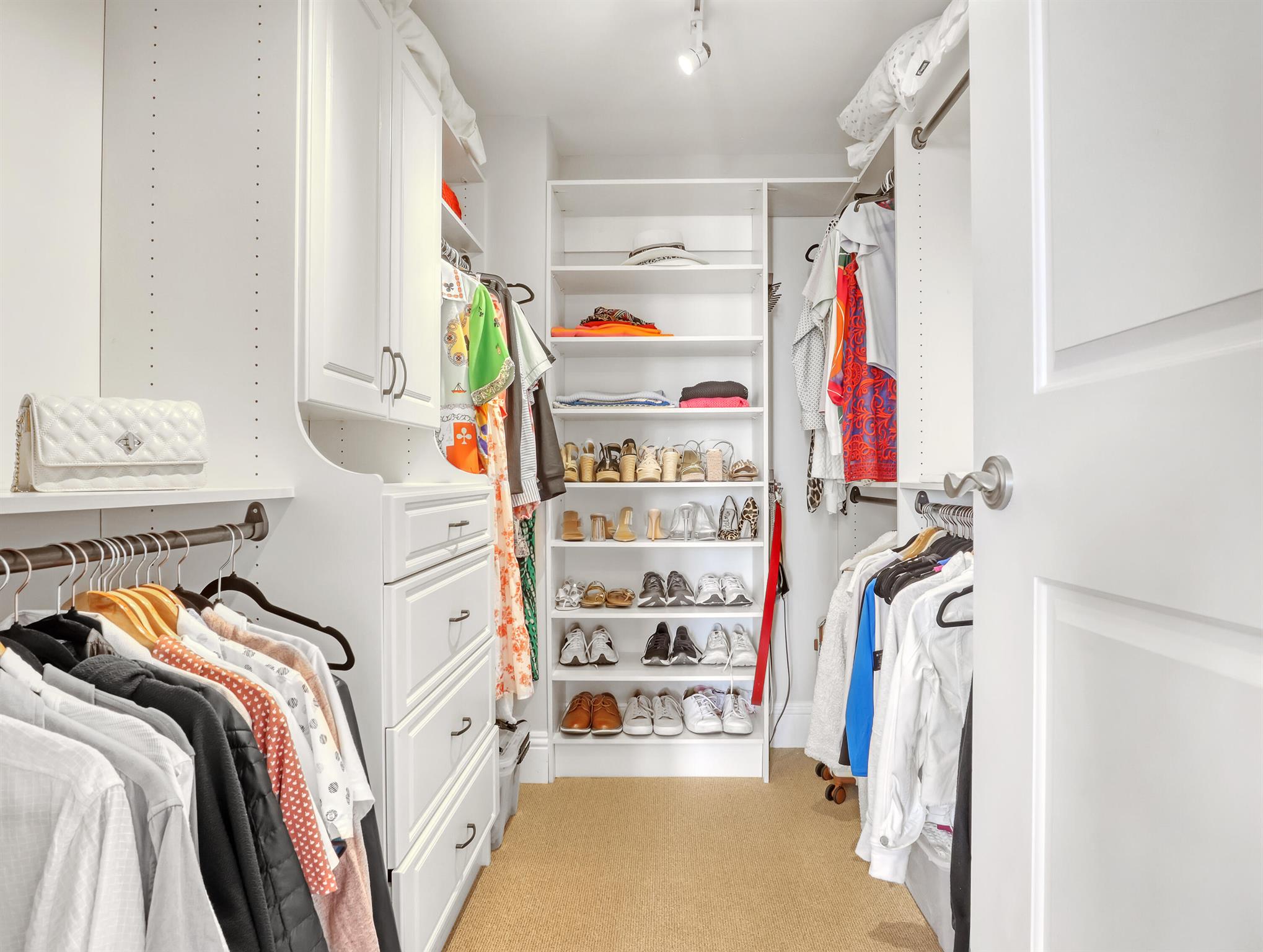 Ritz-Carlton Residences - Residential