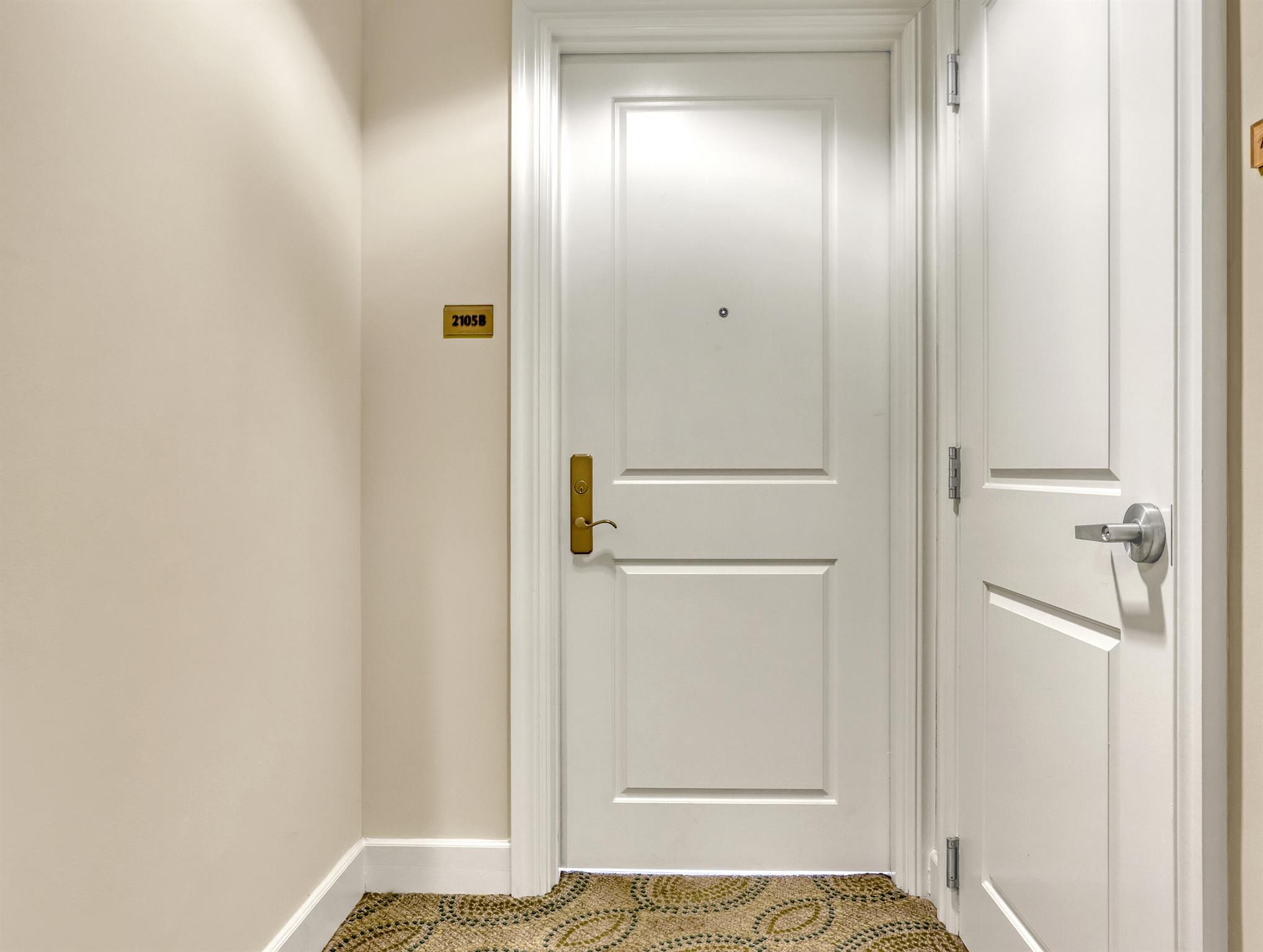 Ritz-Carlton Residences - Residential