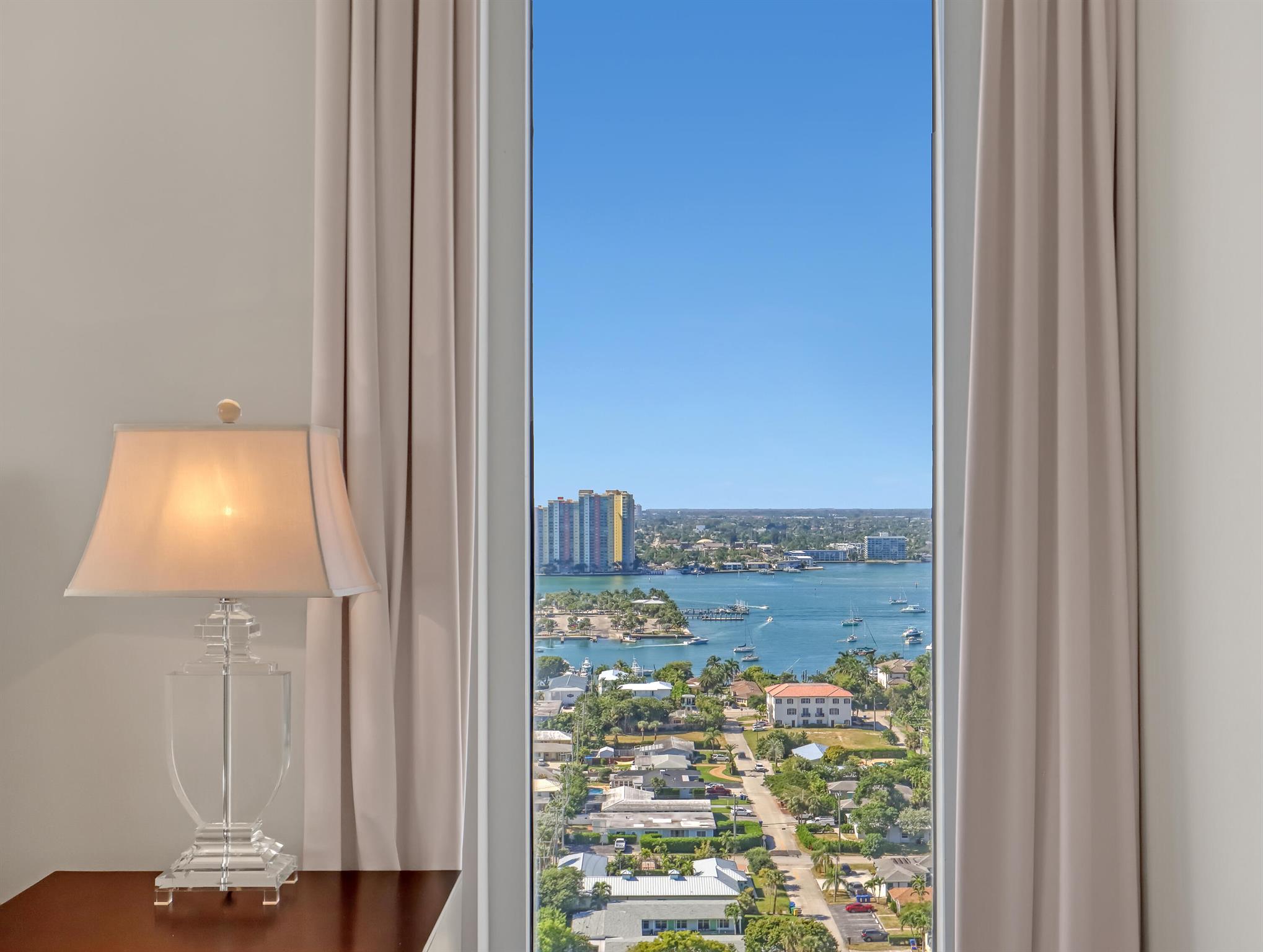 Ritz-Carlton Residences - Residential