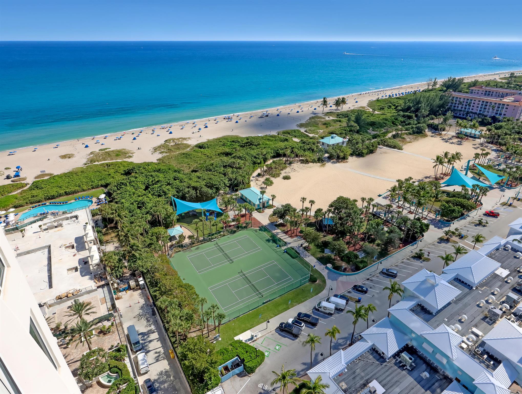 Ritz-Carlton Residences - Residential