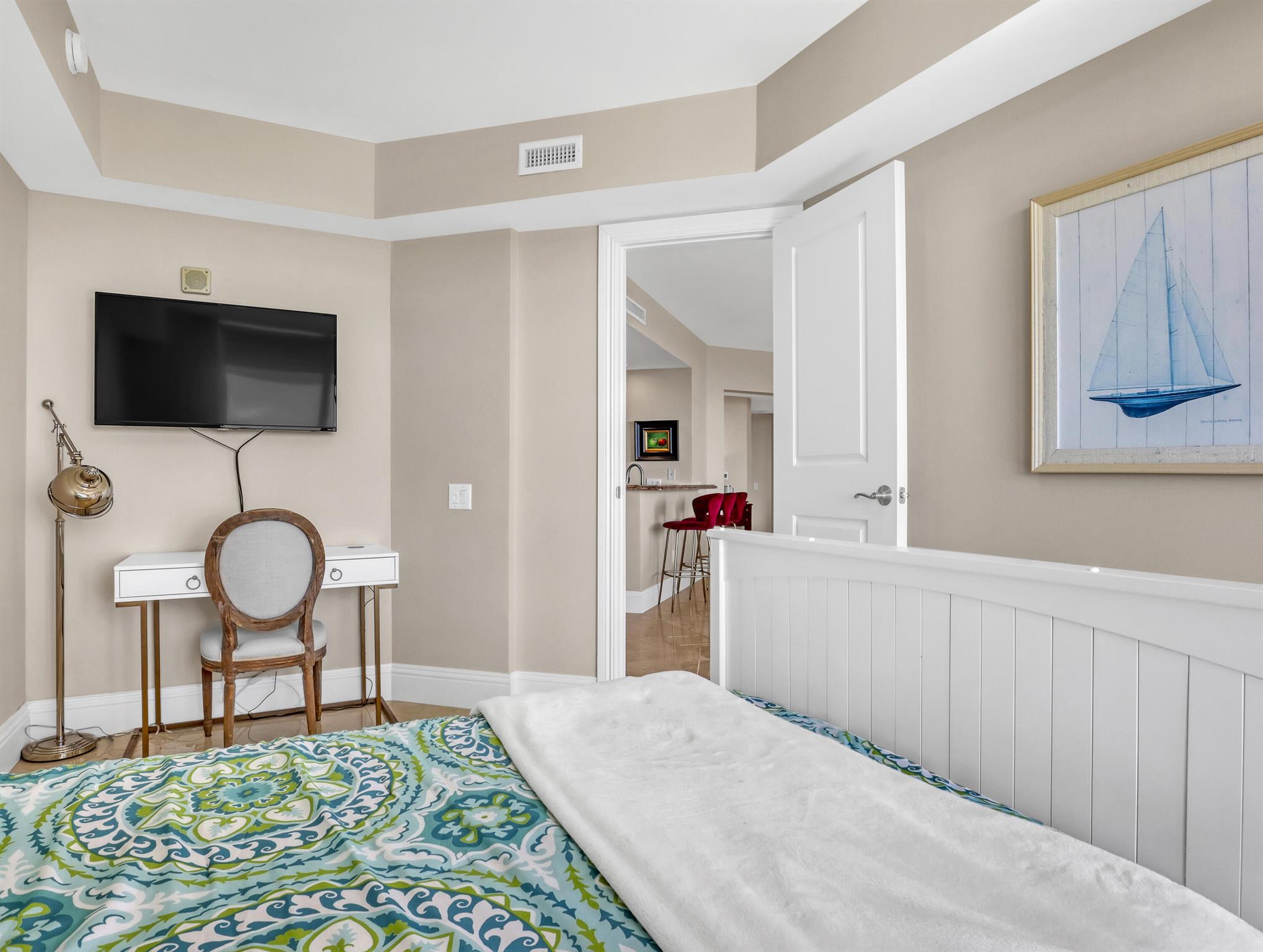 Ritz-Carlton Residences - Residential