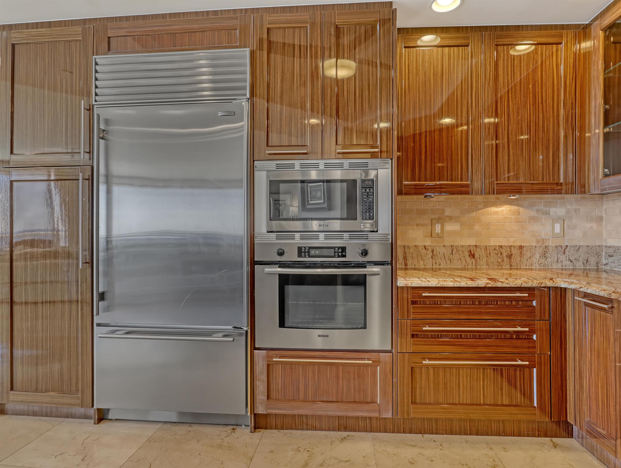 Ritz-Carlton Residences - Residential