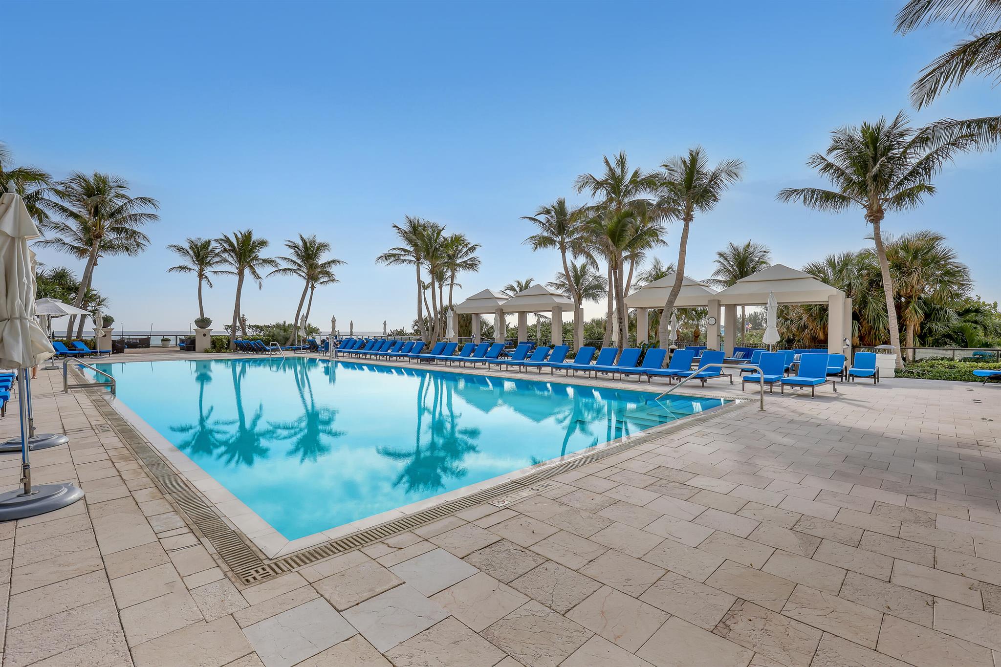 Ritz-Carlton Residences - Residential