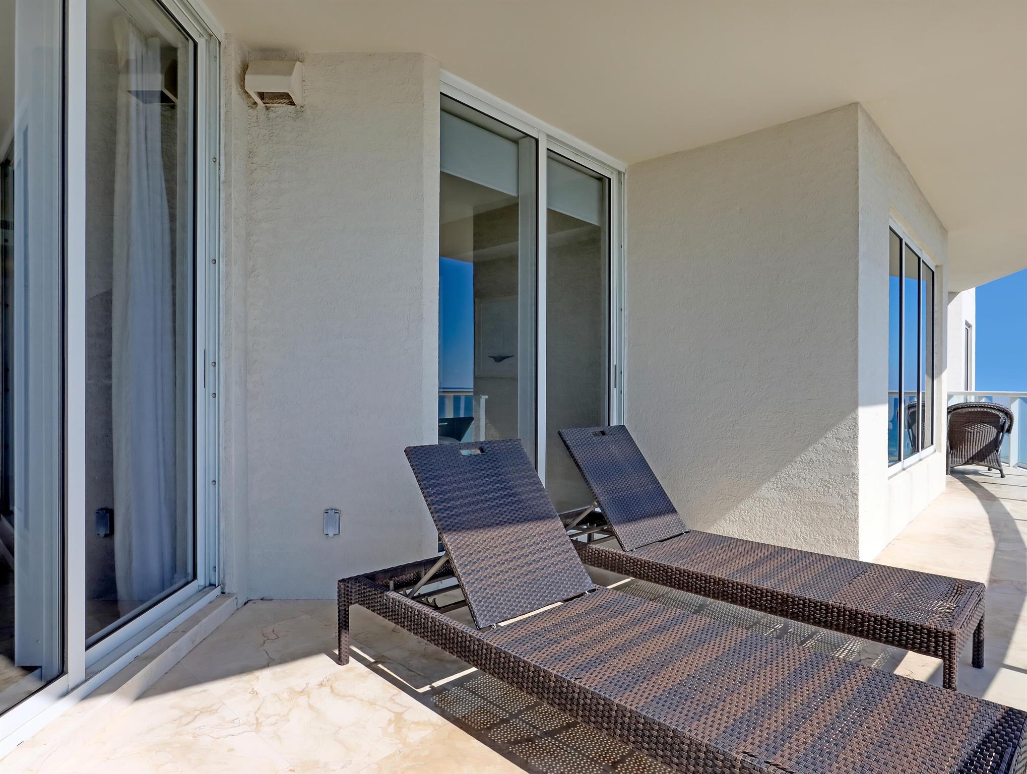 Ritz-Carlton Residences - Residential