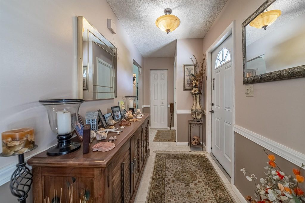 Photo of 10 Chapel Court, Tequesta, FL 33469 (MLS # R11082178)