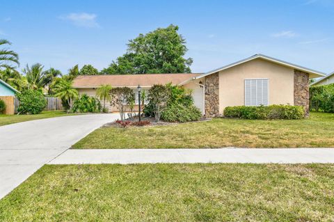 10 Chapel Court Tequesta FL 33469