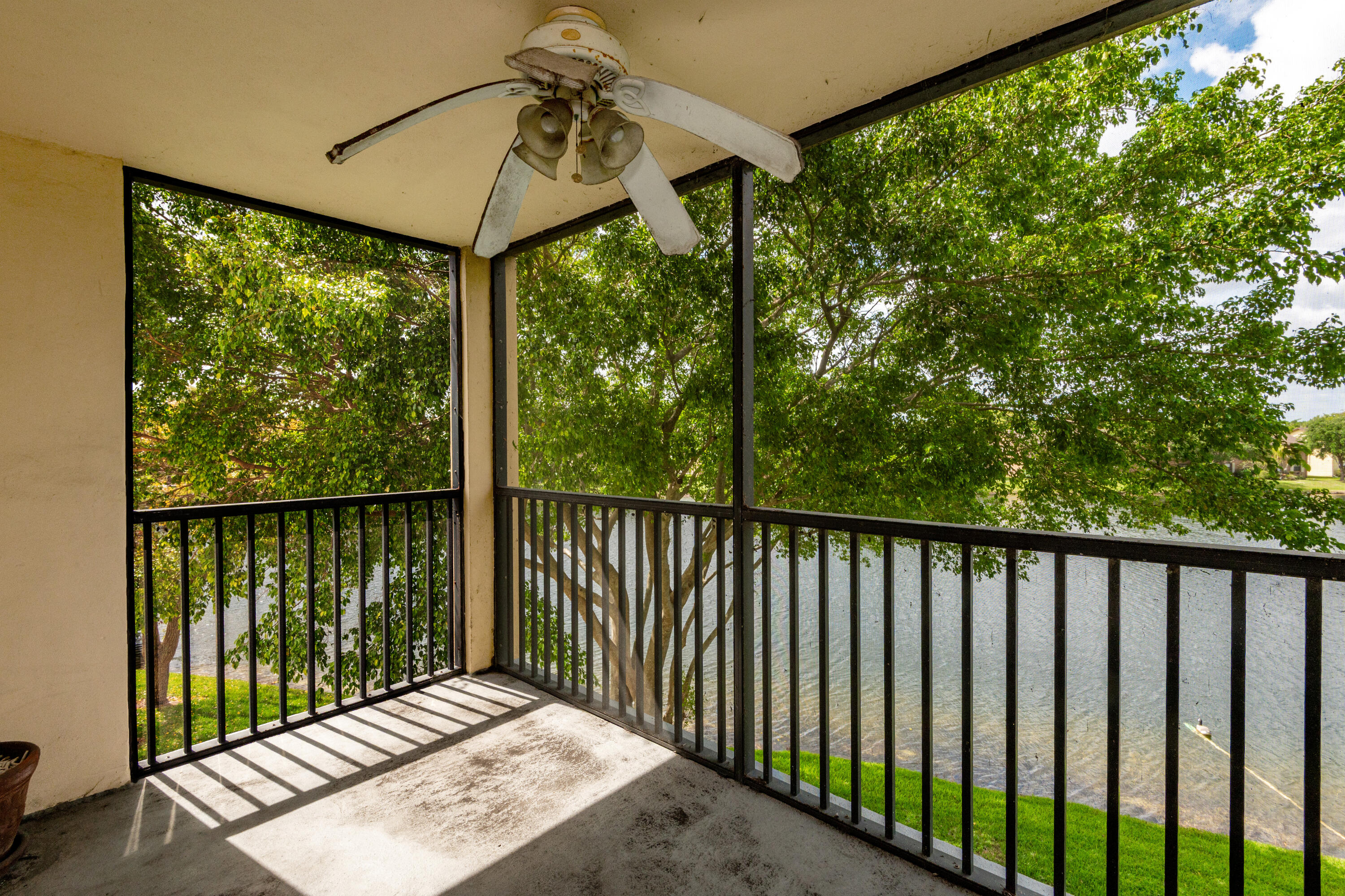 SUNRISE ISLAND CONDOMINIUM II - Residential