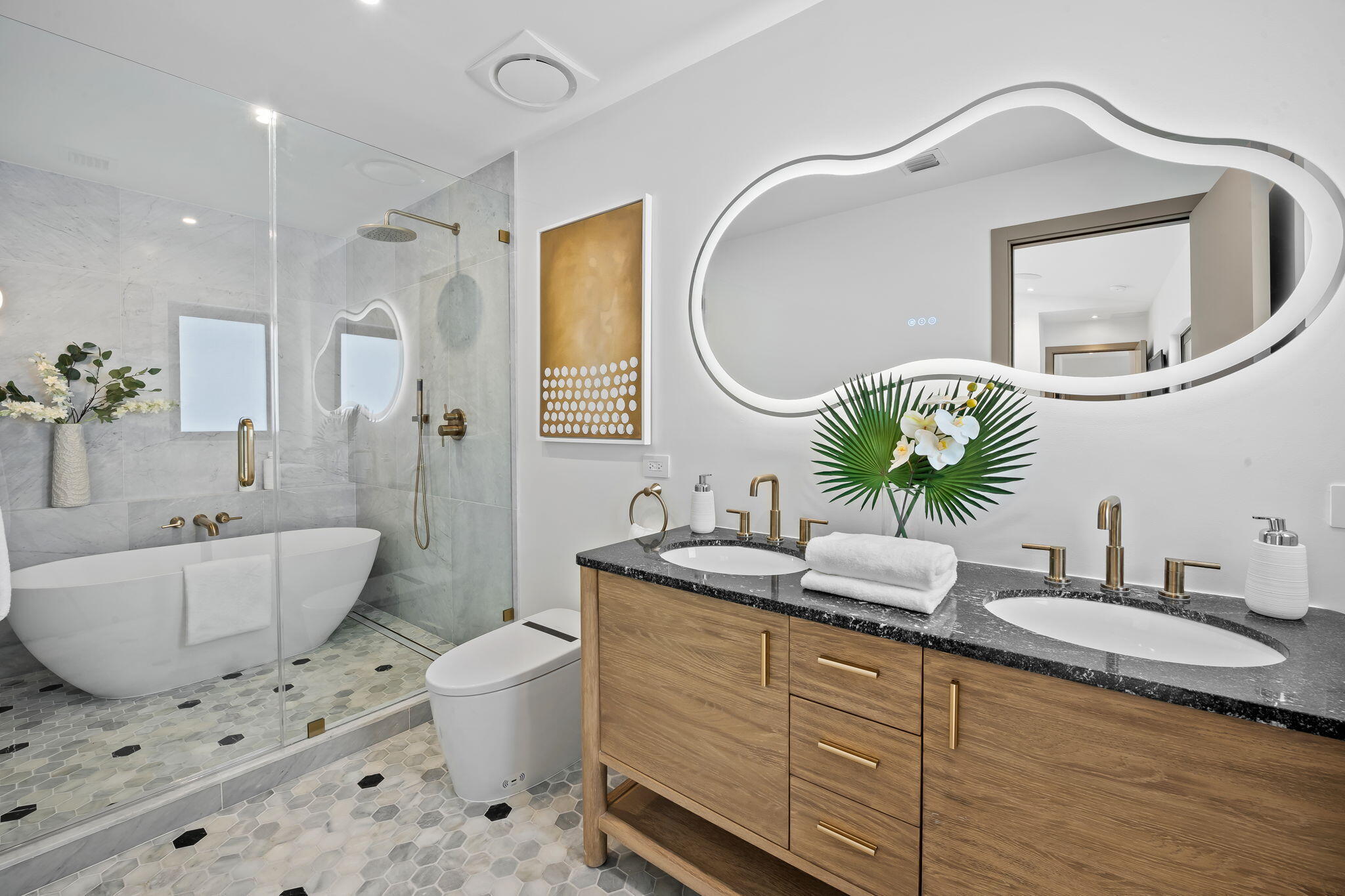 ENCHANTED LAKE SEC 6 - Residential