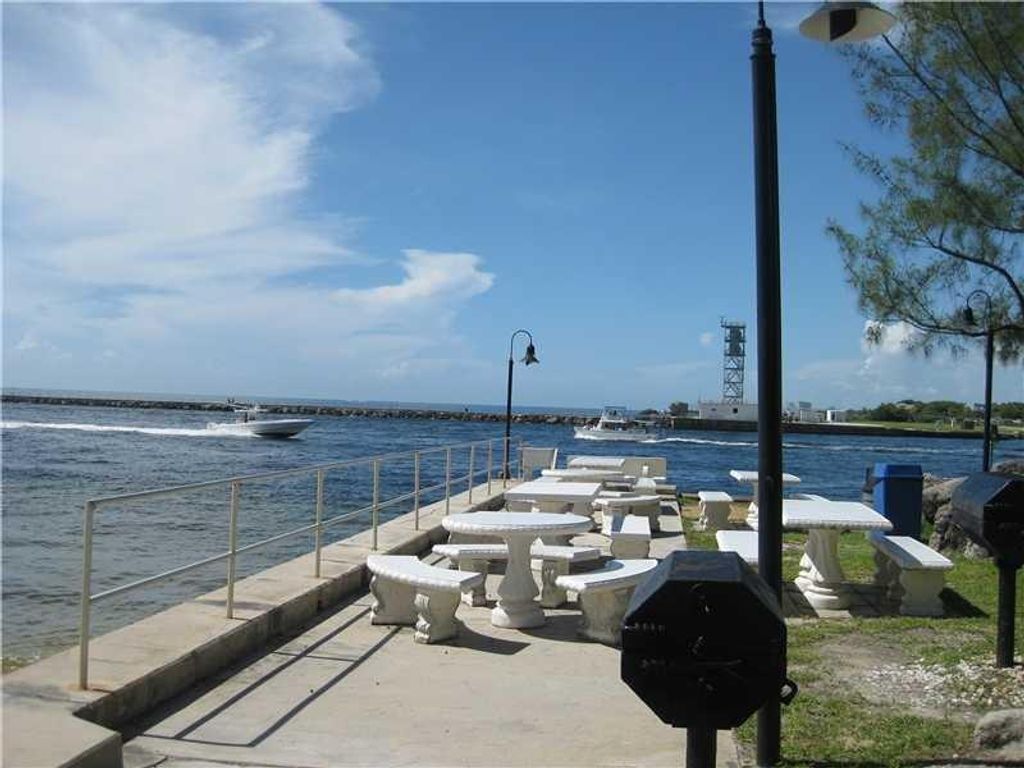 Photo of 2100 S Ocean Drive #7B, Fort Lauderdale, FL 33316 (MLS # F10512213)