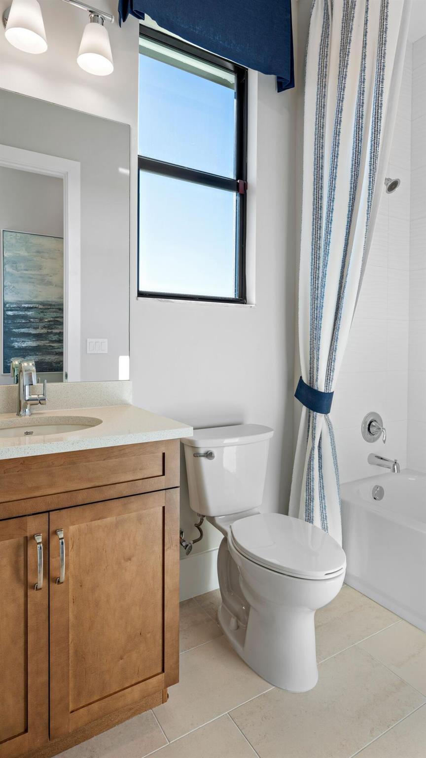 CRESSWIND PALM BEACH - Residential