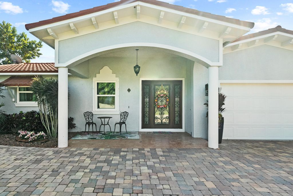 Photo of 1354 SW Seagull Way, Palm City, FL 34990 (MLS # R10988821)