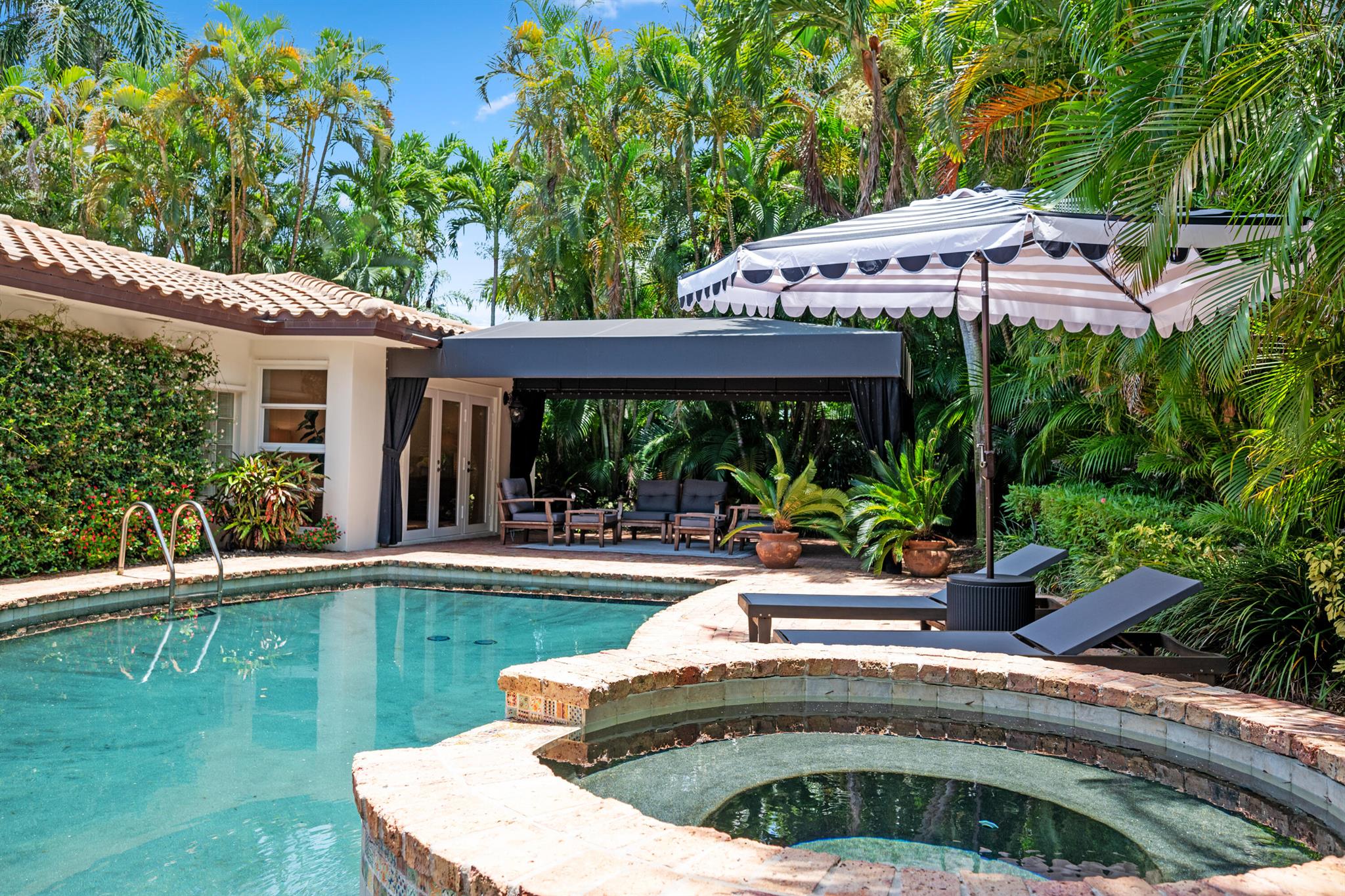 DELRAY TOWN OF - Residential