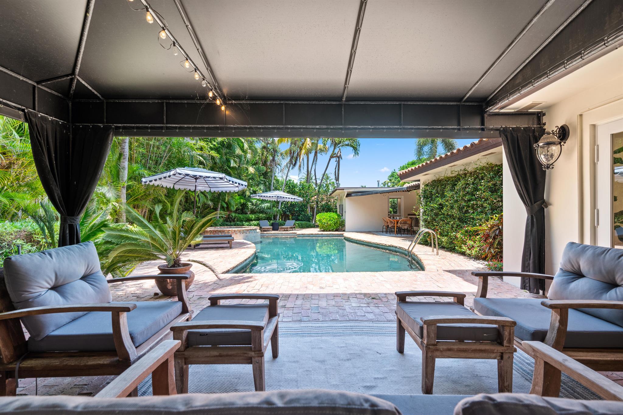 DELRAY TOWN OF - Residential