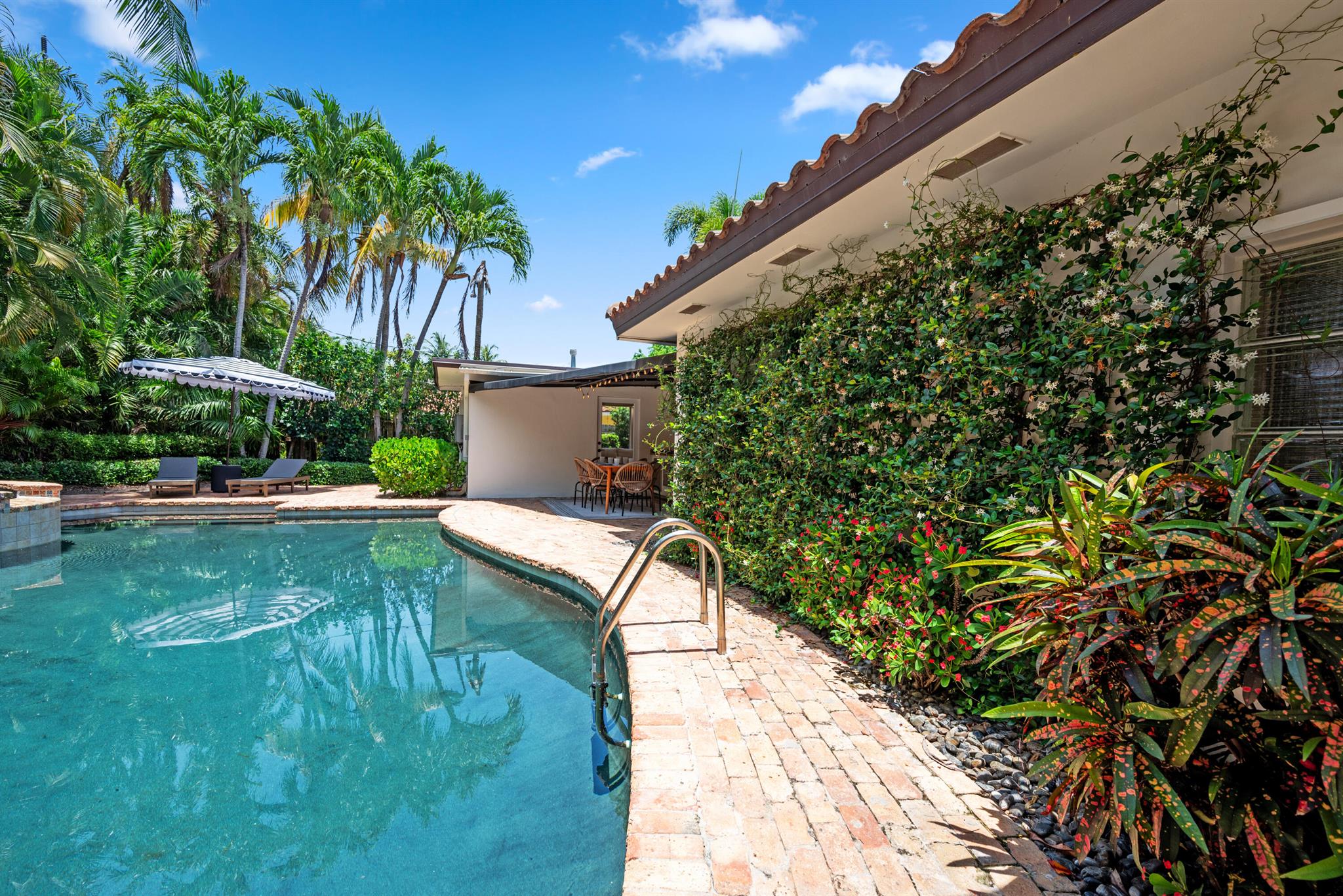 DELRAY TOWN OF - Residential