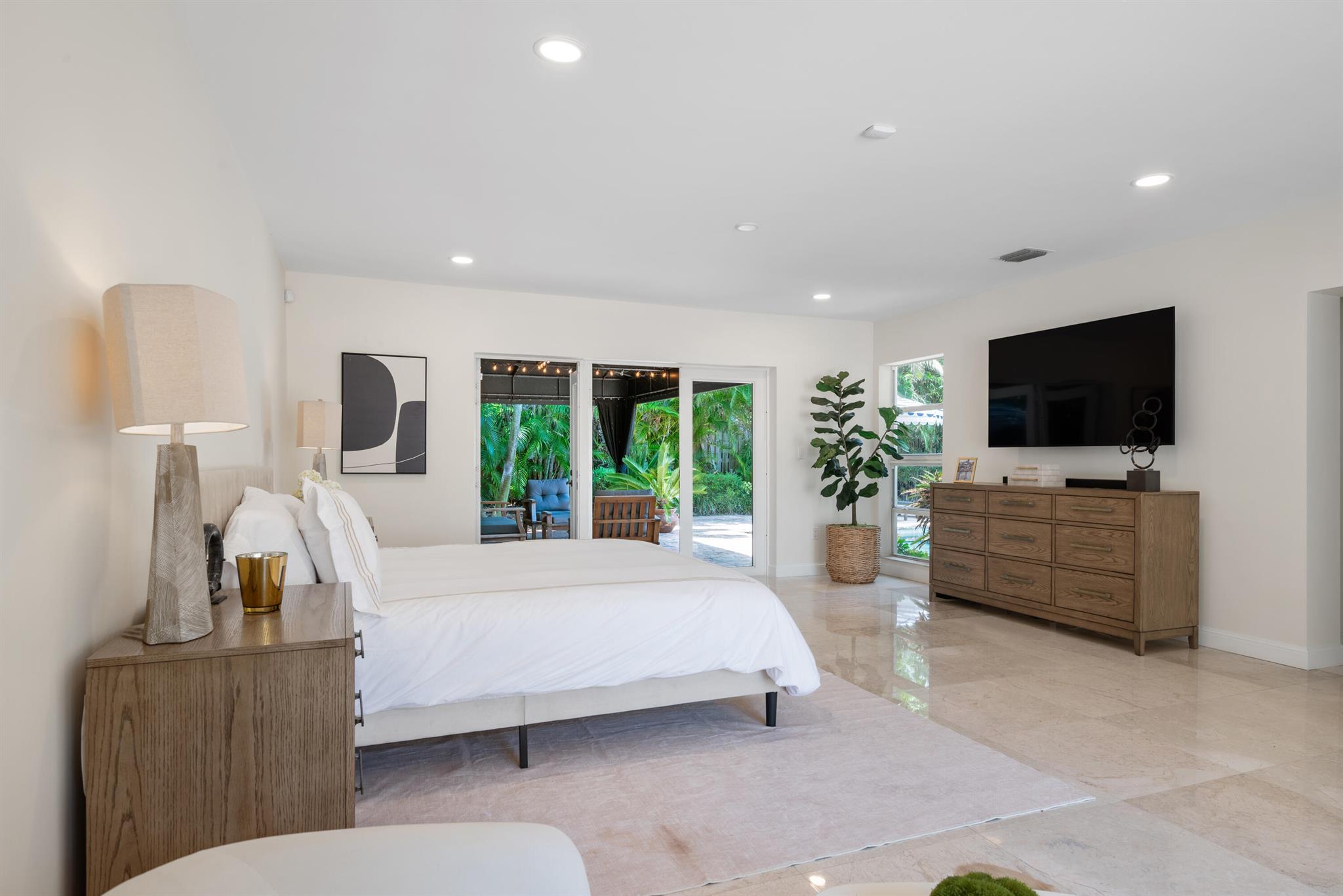 DELRAY TOWN OF - Residential