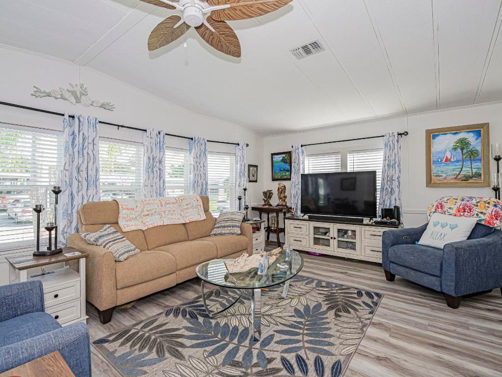 BAREFOOT BAY UNIT 1 - Residential