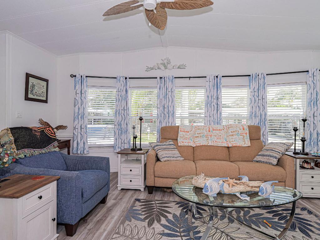 BAREFOOT BAY UNIT 1 - Residential