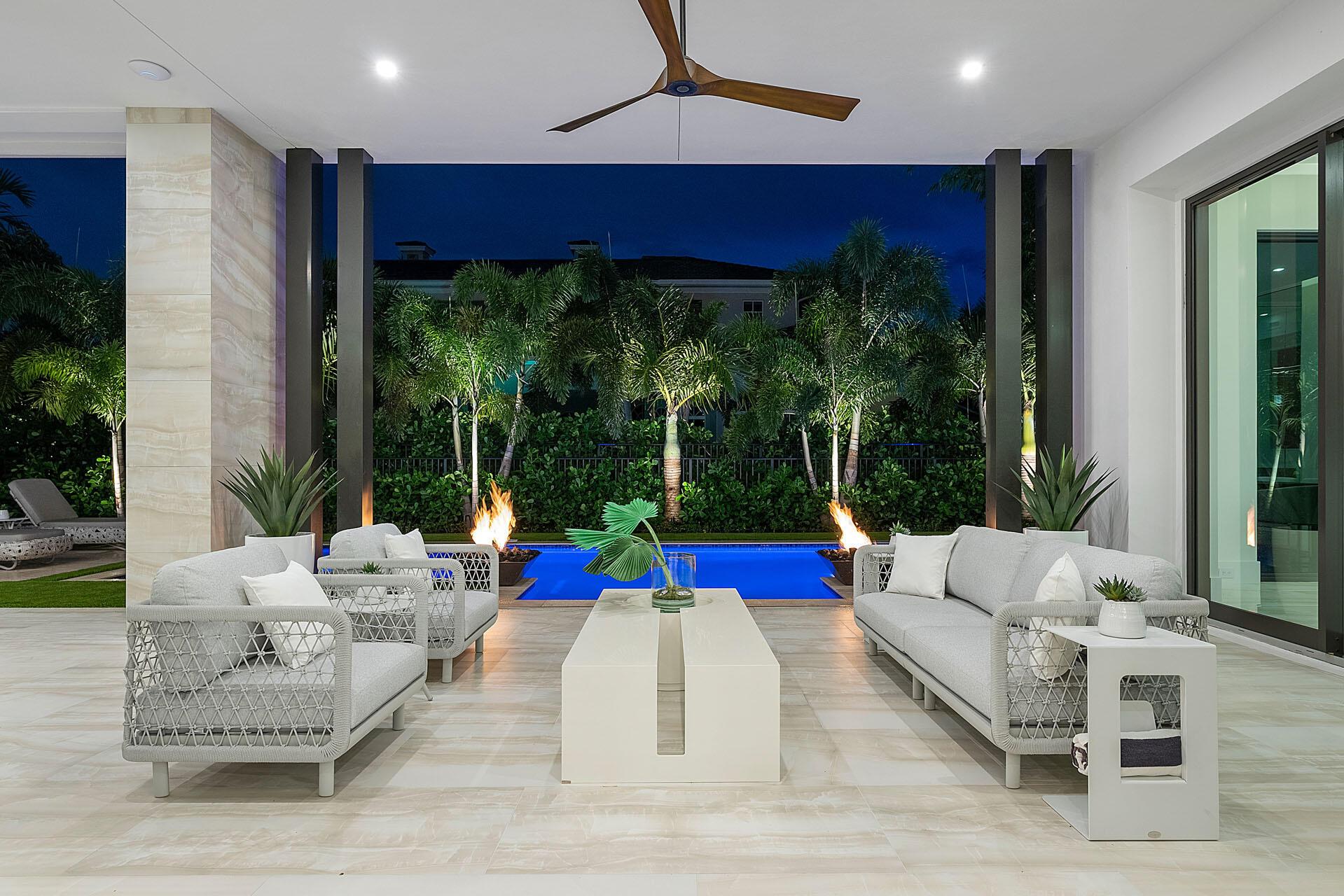 ROYAL PALM YACHT & COUNTR - Residential