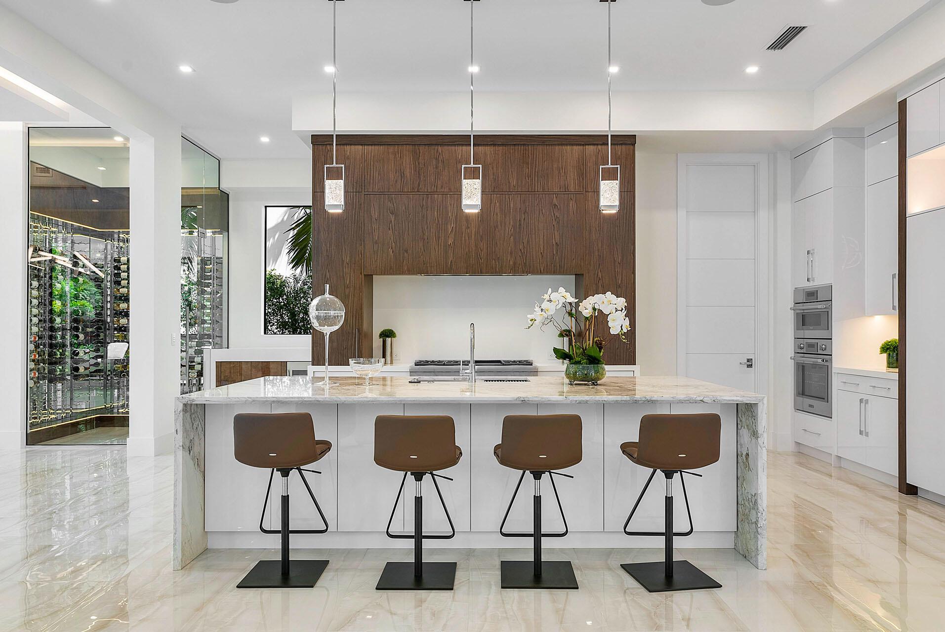 ROYAL PALM YACHT & COUNTR - Residential