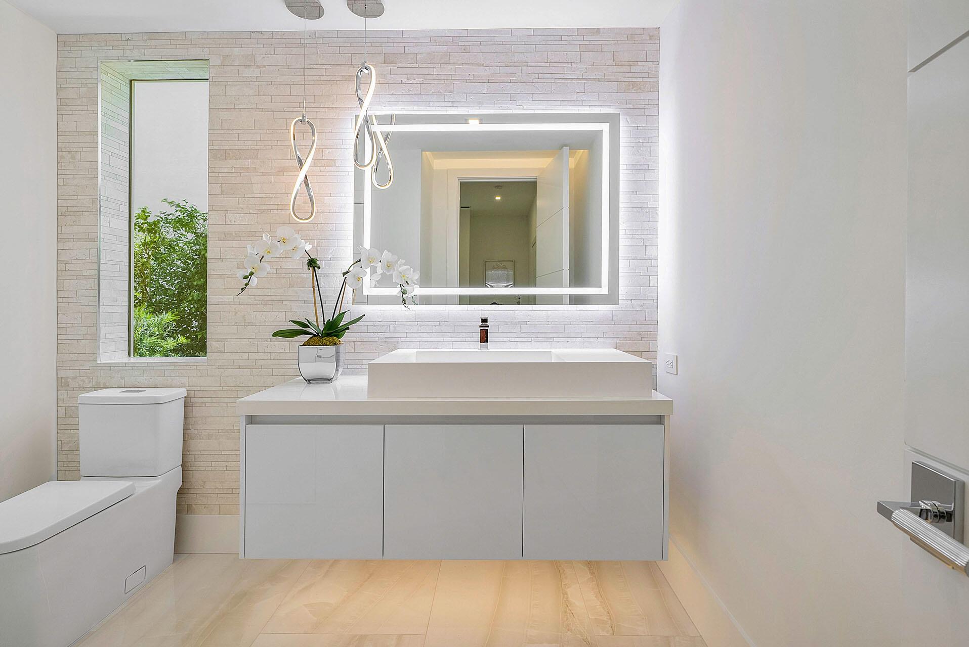 ROYAL PALM YACHT & COUNTR - Residential