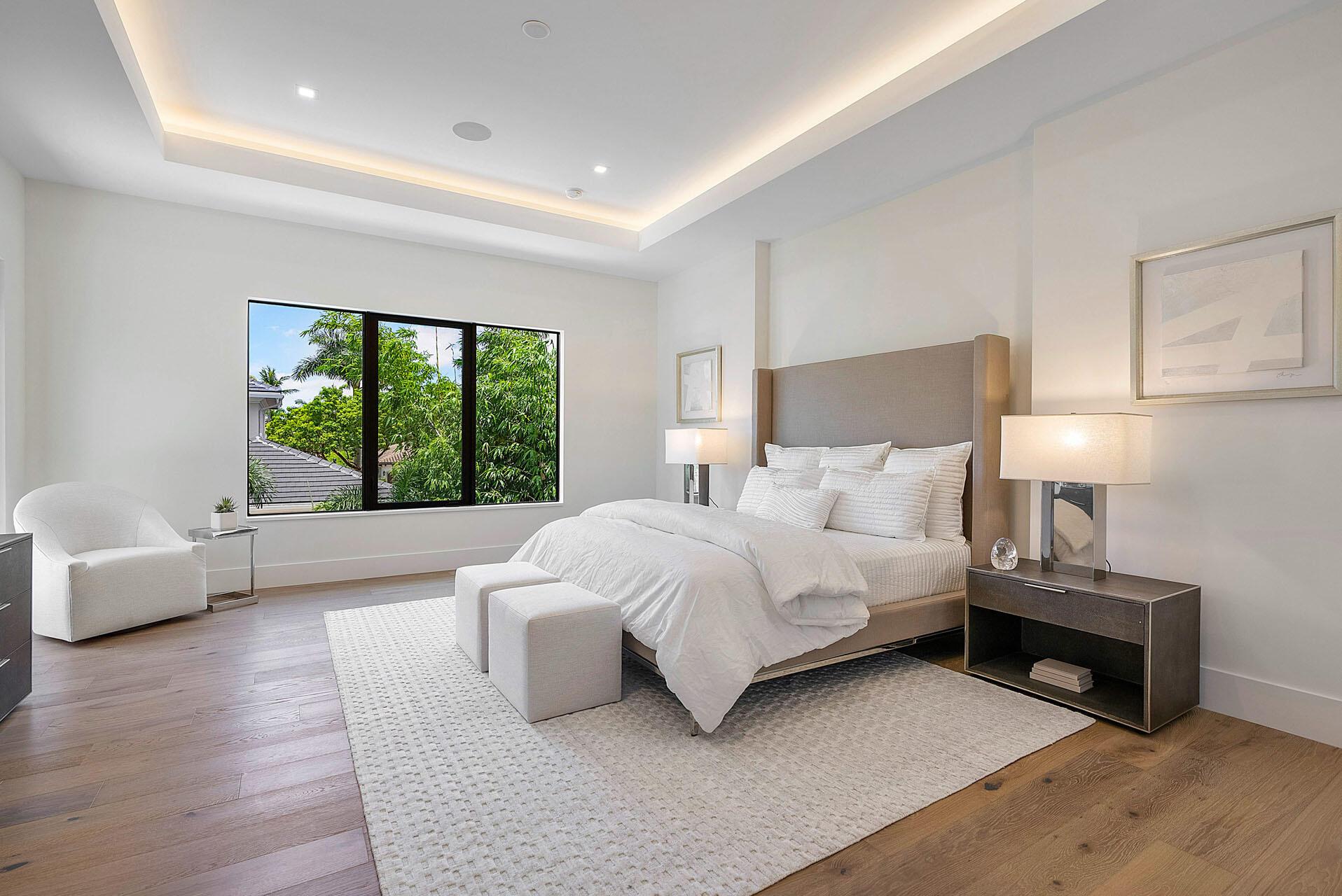 ROYAL PALM YACHT & COUNTR - Residential