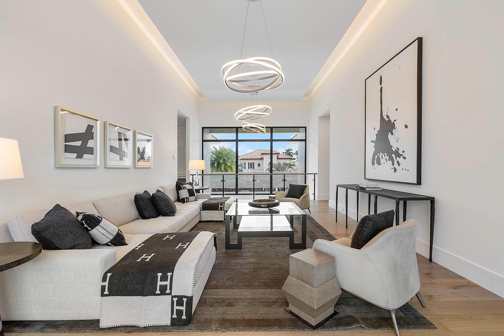 ROYAL PALM YACHT & COUNTR - Residential