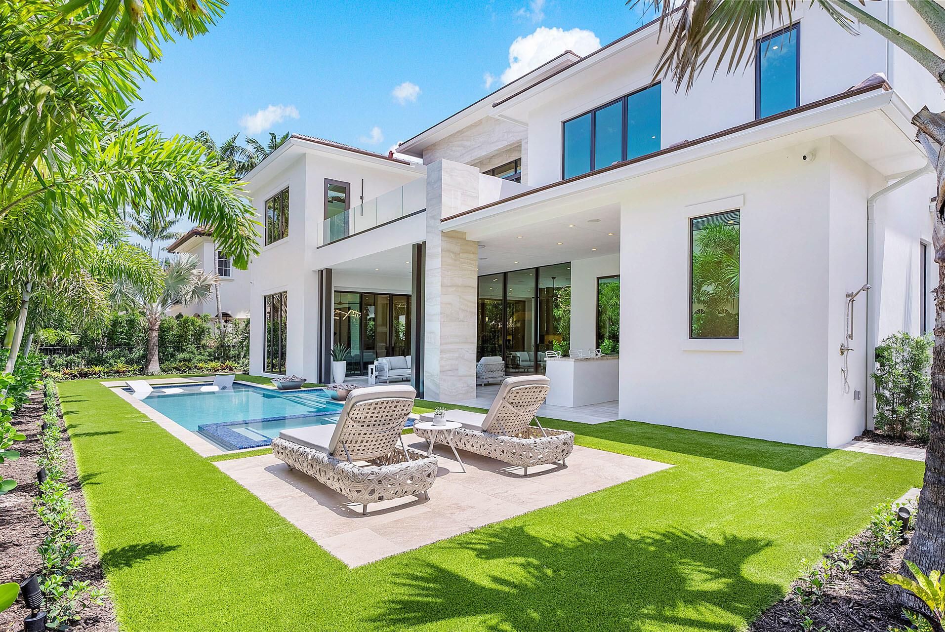 ROYAL PALM YACHT & COUNTR - Residential