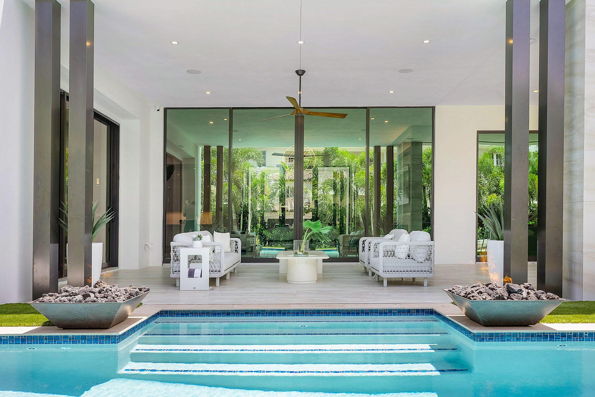 ROYAL PALM YACHT & COUNTR - Residential