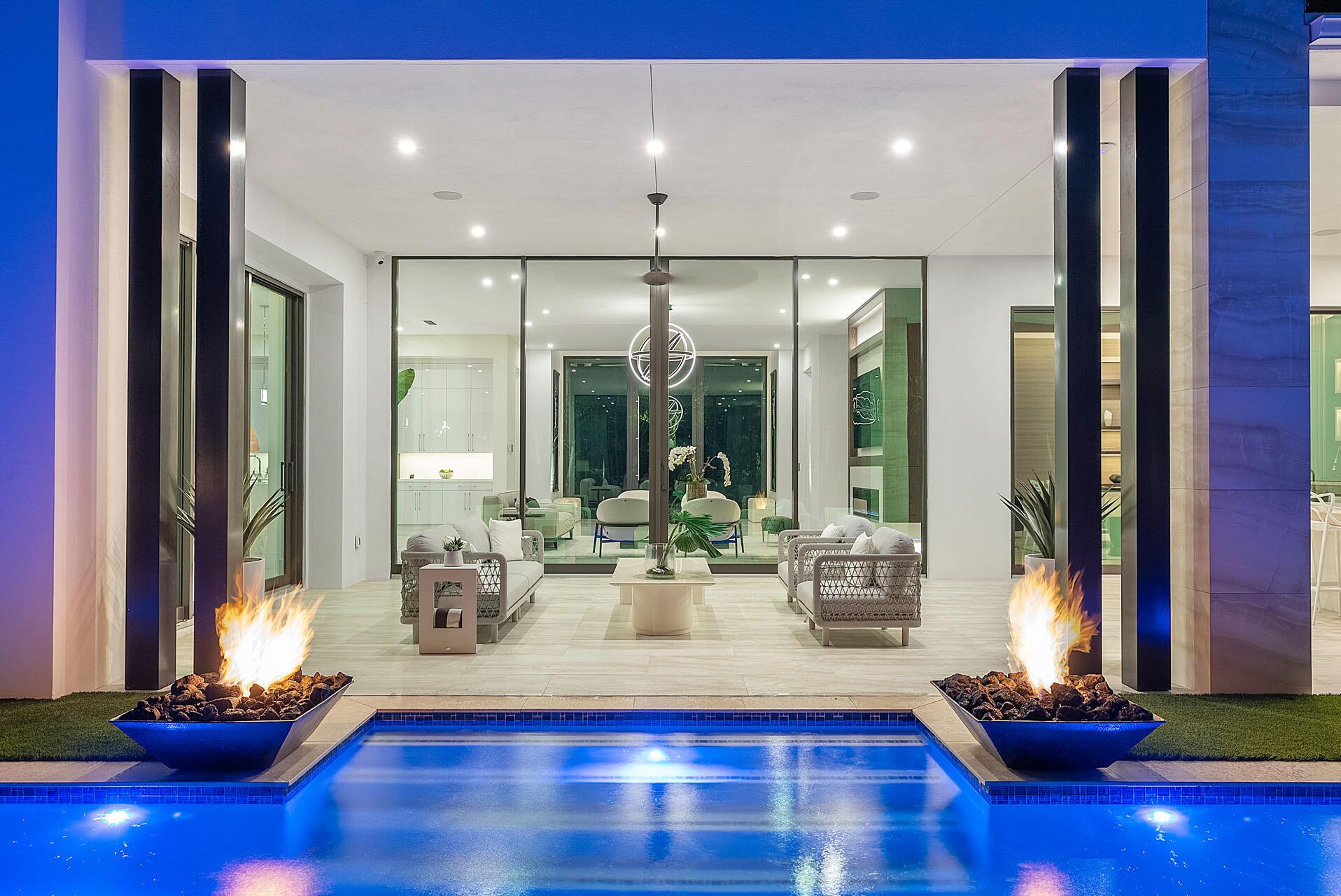 ROYAL PALM YACHT & COUNTR - Residential