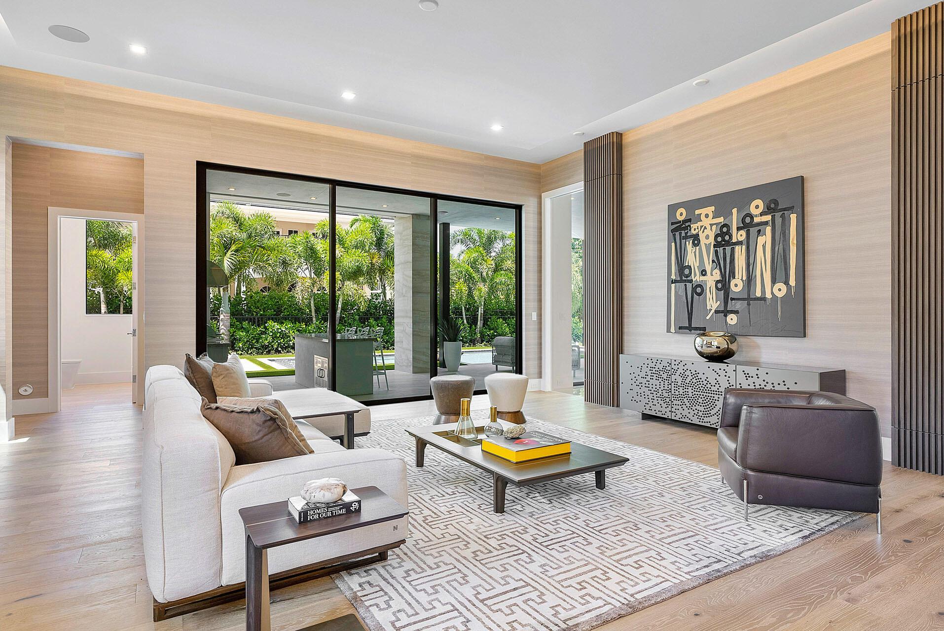 ROYAL PALM YACHT & COUNTR - Residential