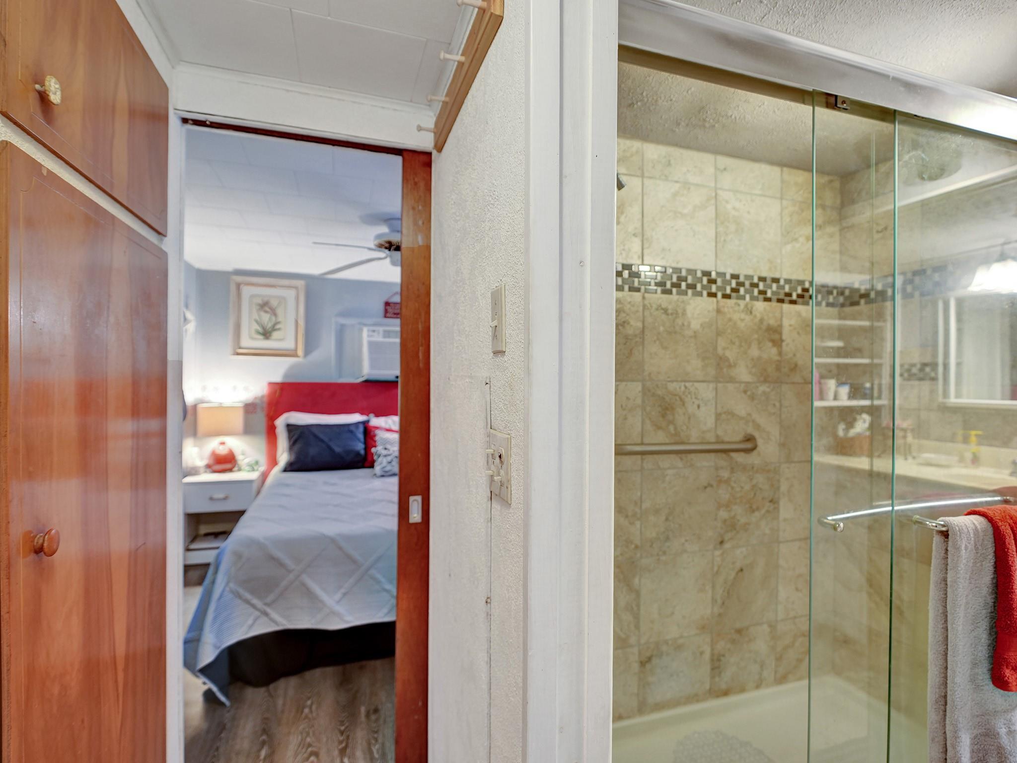 Park City Sec Two 56-25 B - Residential