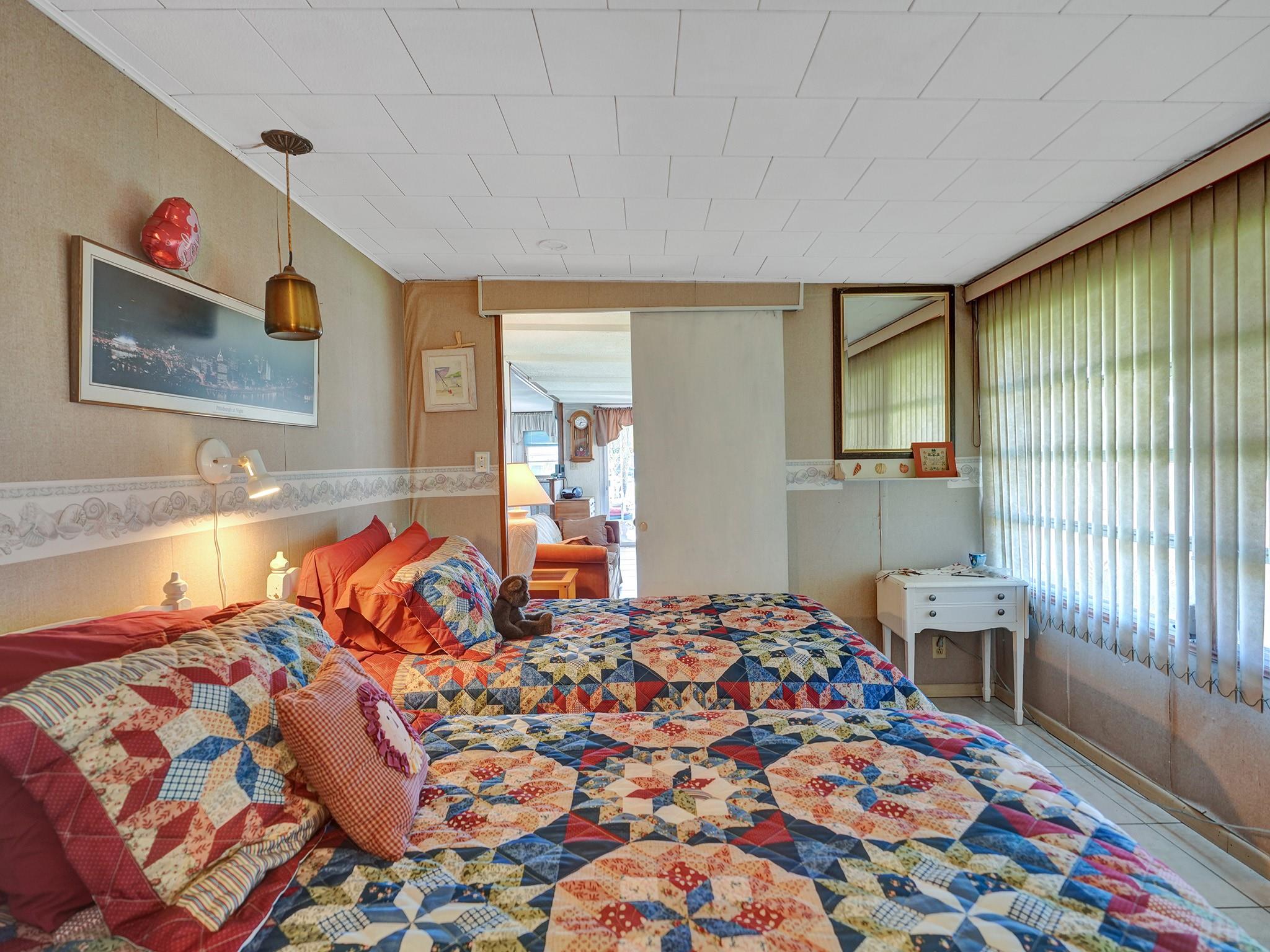 Park City Sec Two 56-25 B - Residential