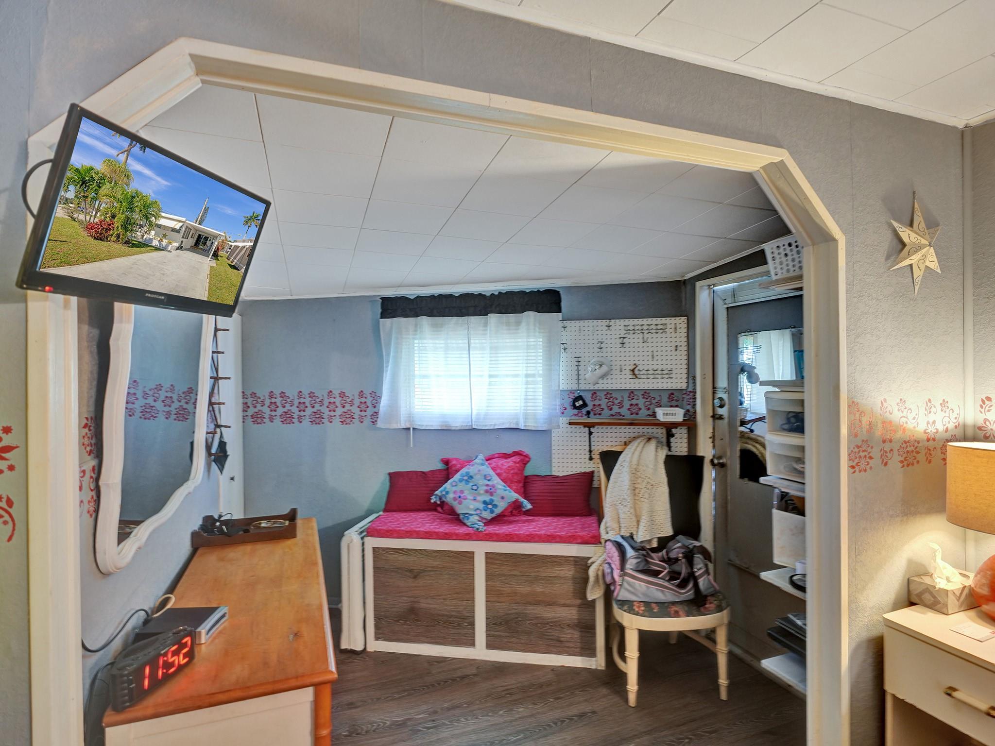 Park City Sec Two 56-25 B - Residential