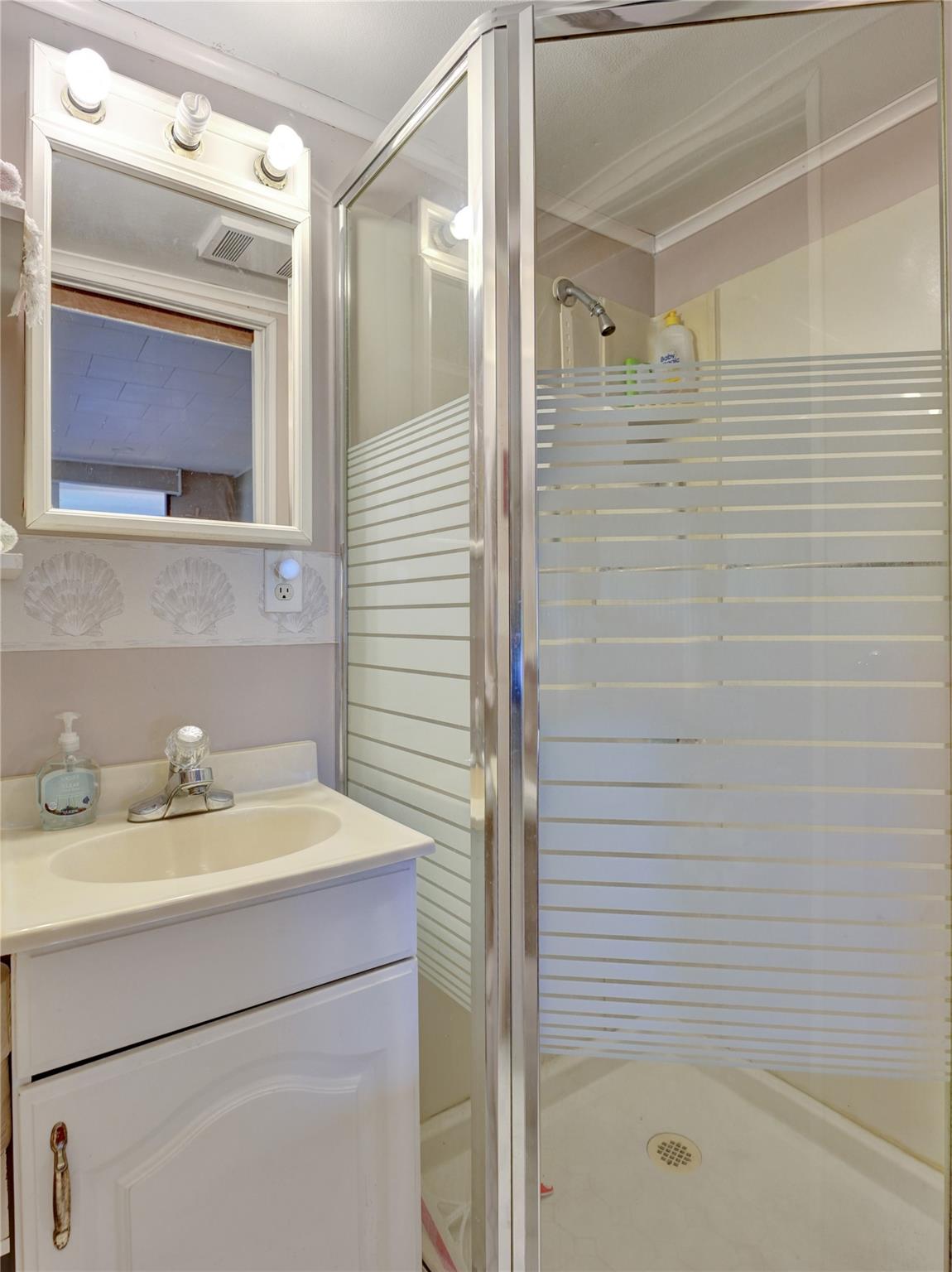 Park City Sec Two 56-25 B - Residential