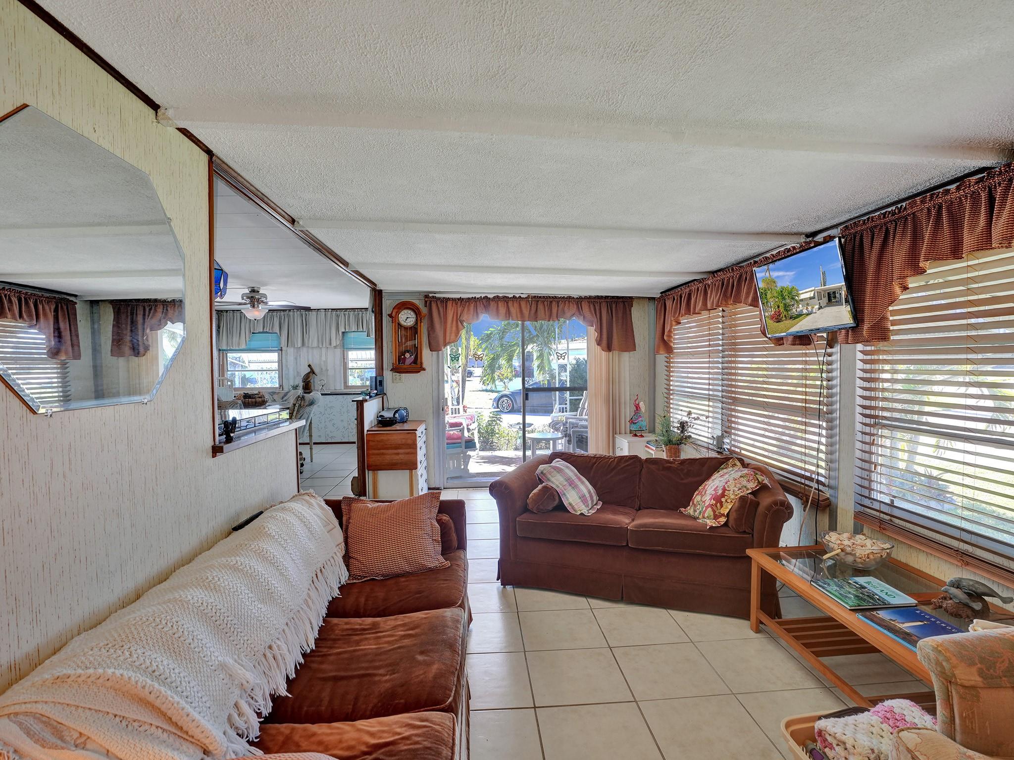Park City Sec Two 56-25 B - Residential