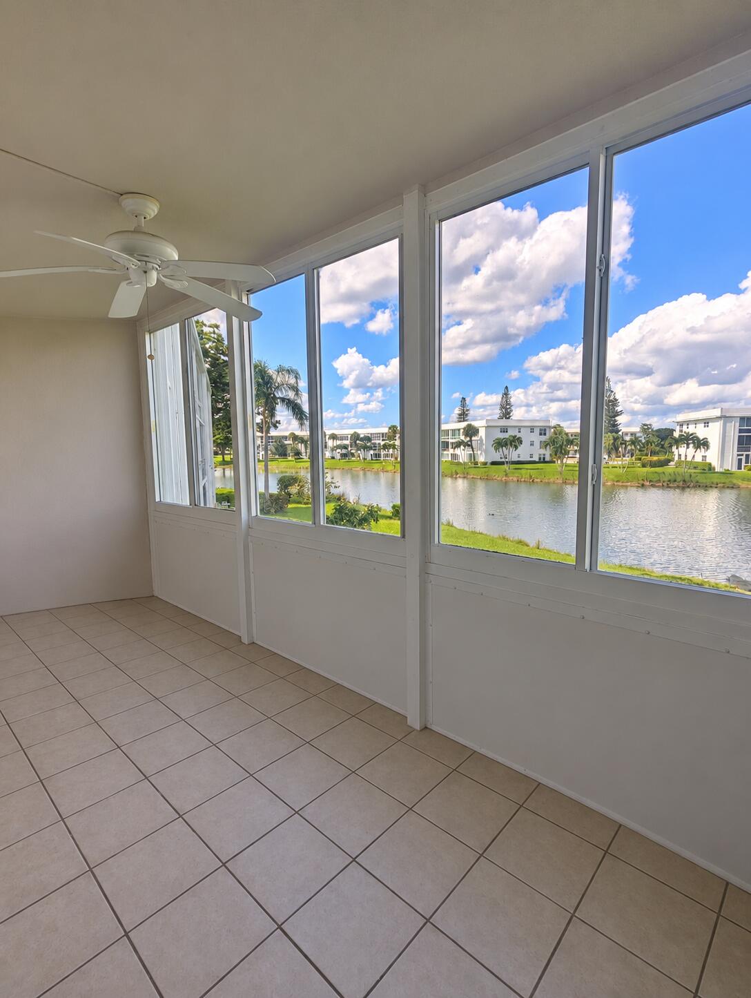 205 Wellington M