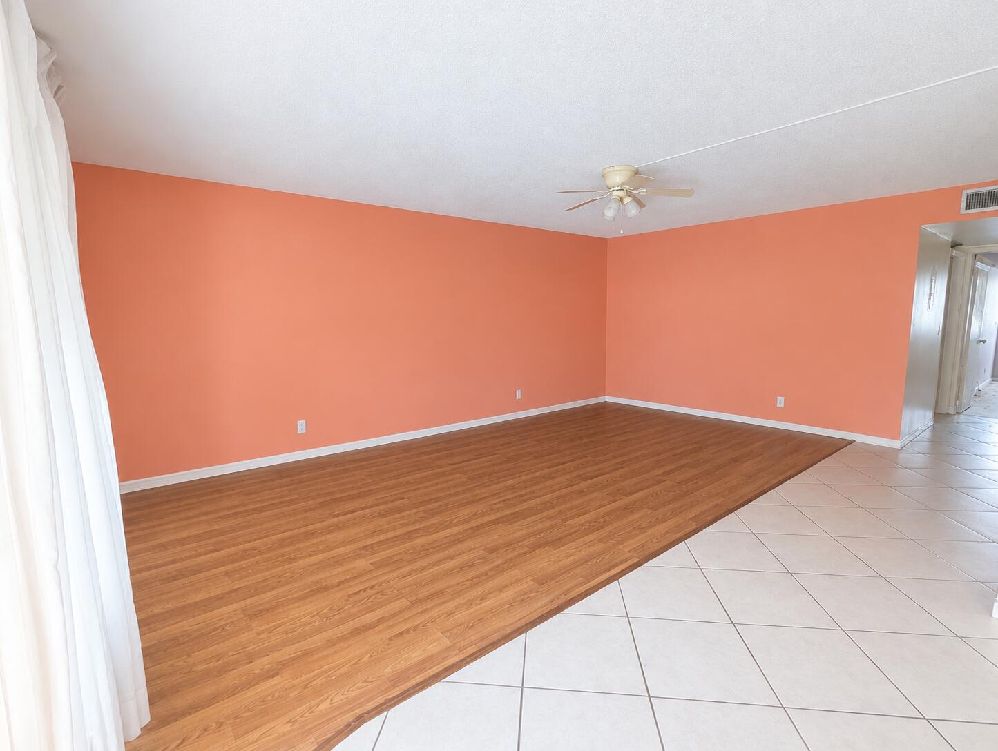 205 Wellington M