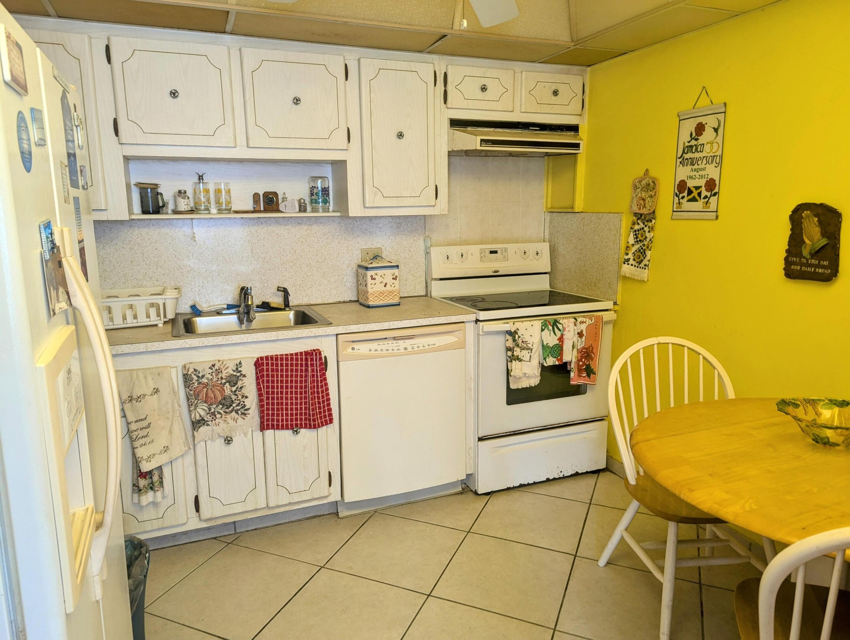205 Wellington M