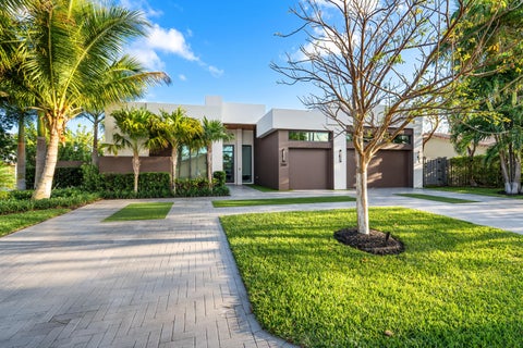 Tiny photo for 2880 NE 35th Street, Lighthouse Point, FL 33064 (MLS # B26024337)