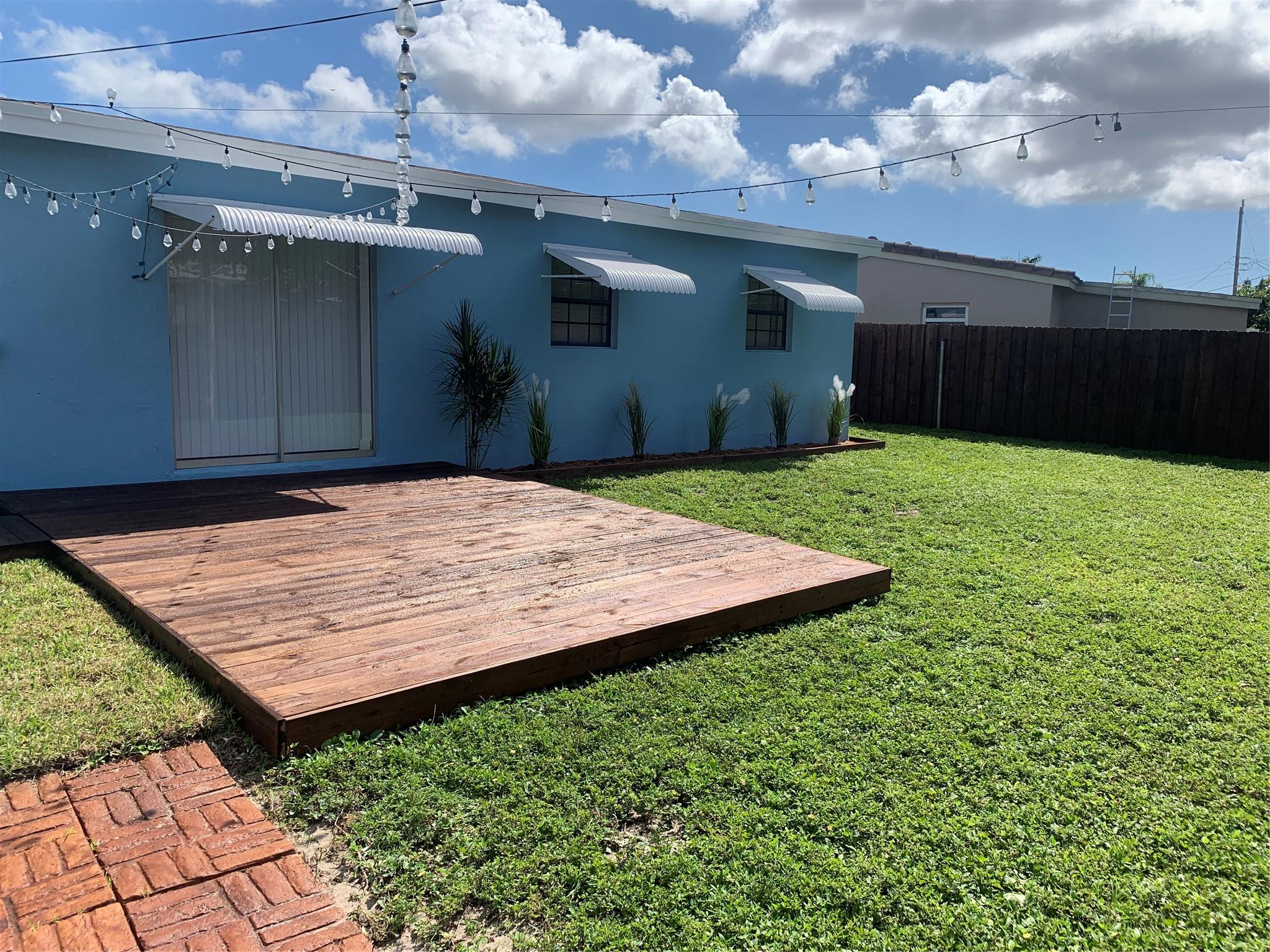 COLLIER ESTATES 1ST ADD - Residential