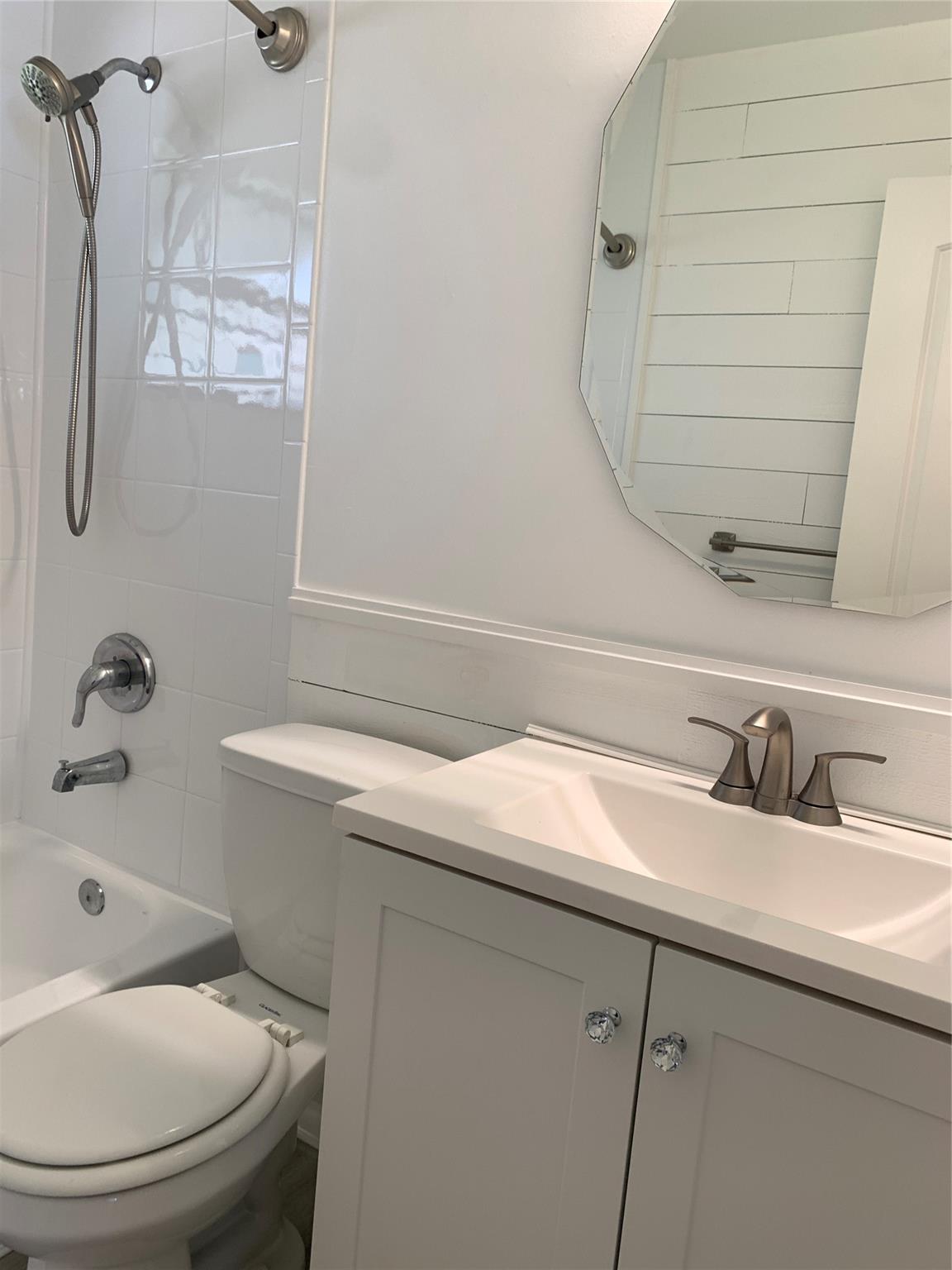 COLLIER ESTATES 1ST ADD - Residential