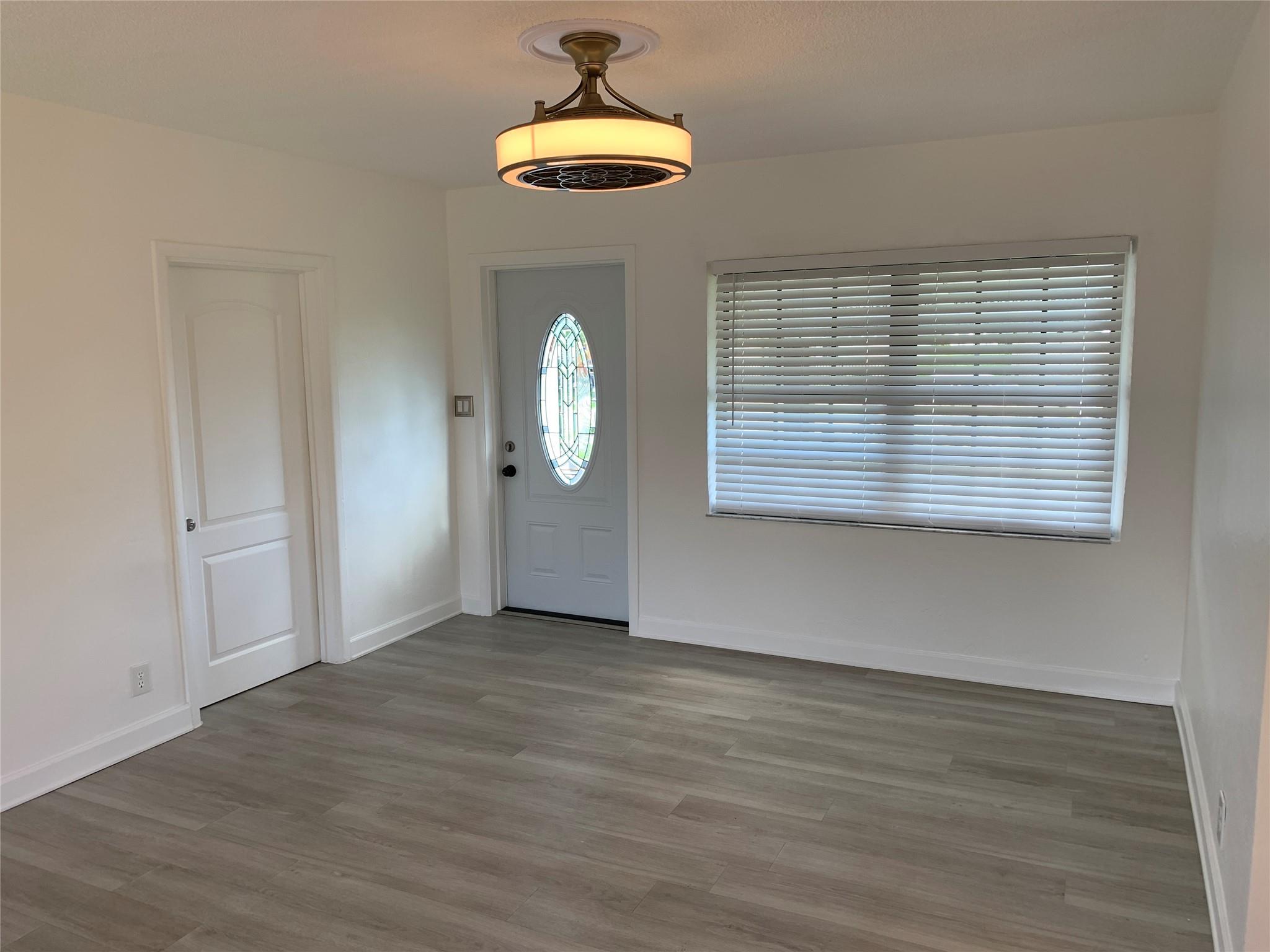 COLLIER ESTATES 1ST ADD - Residential