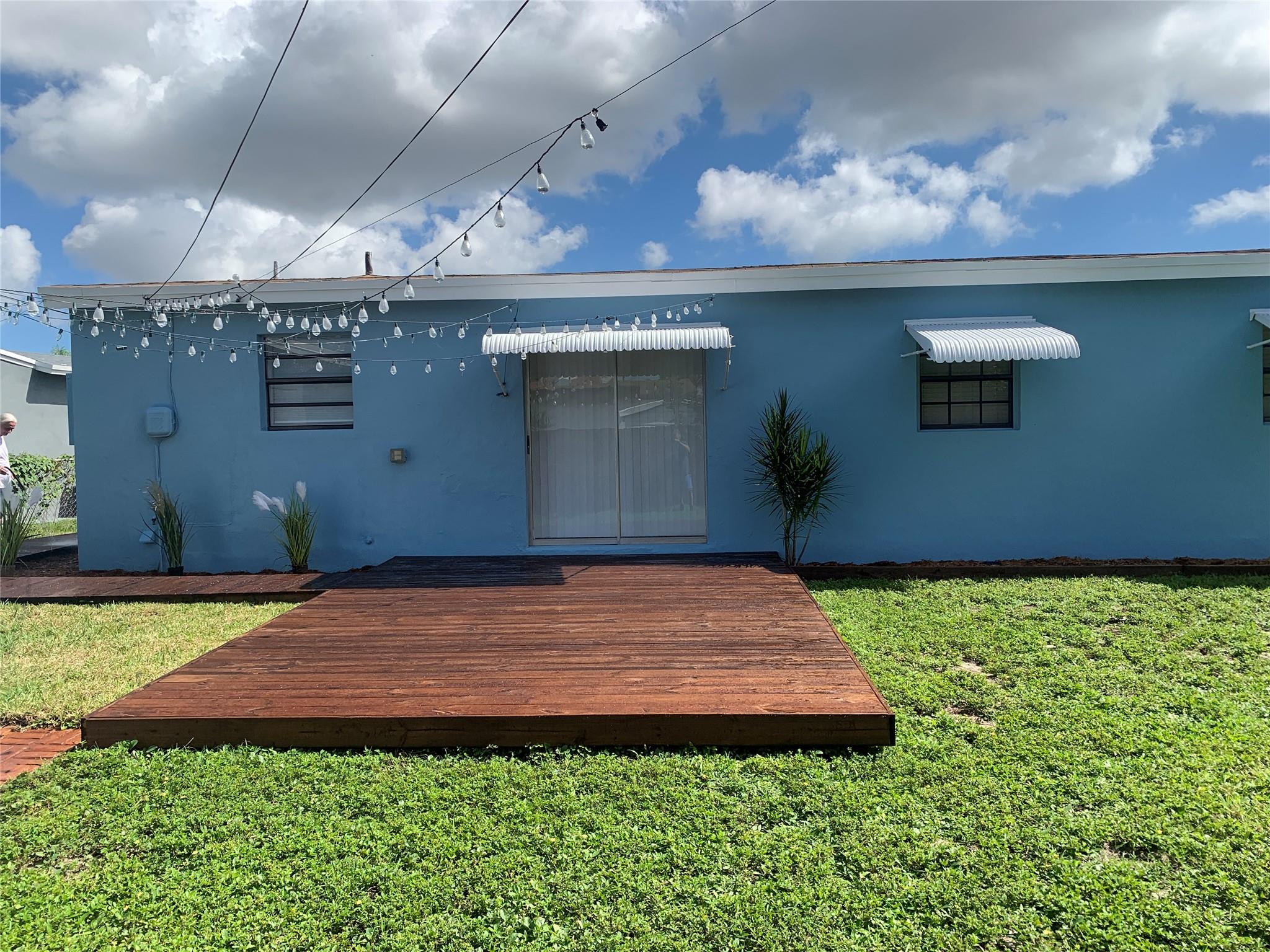 COLLIER ESTATES 1ST ADD - Residential