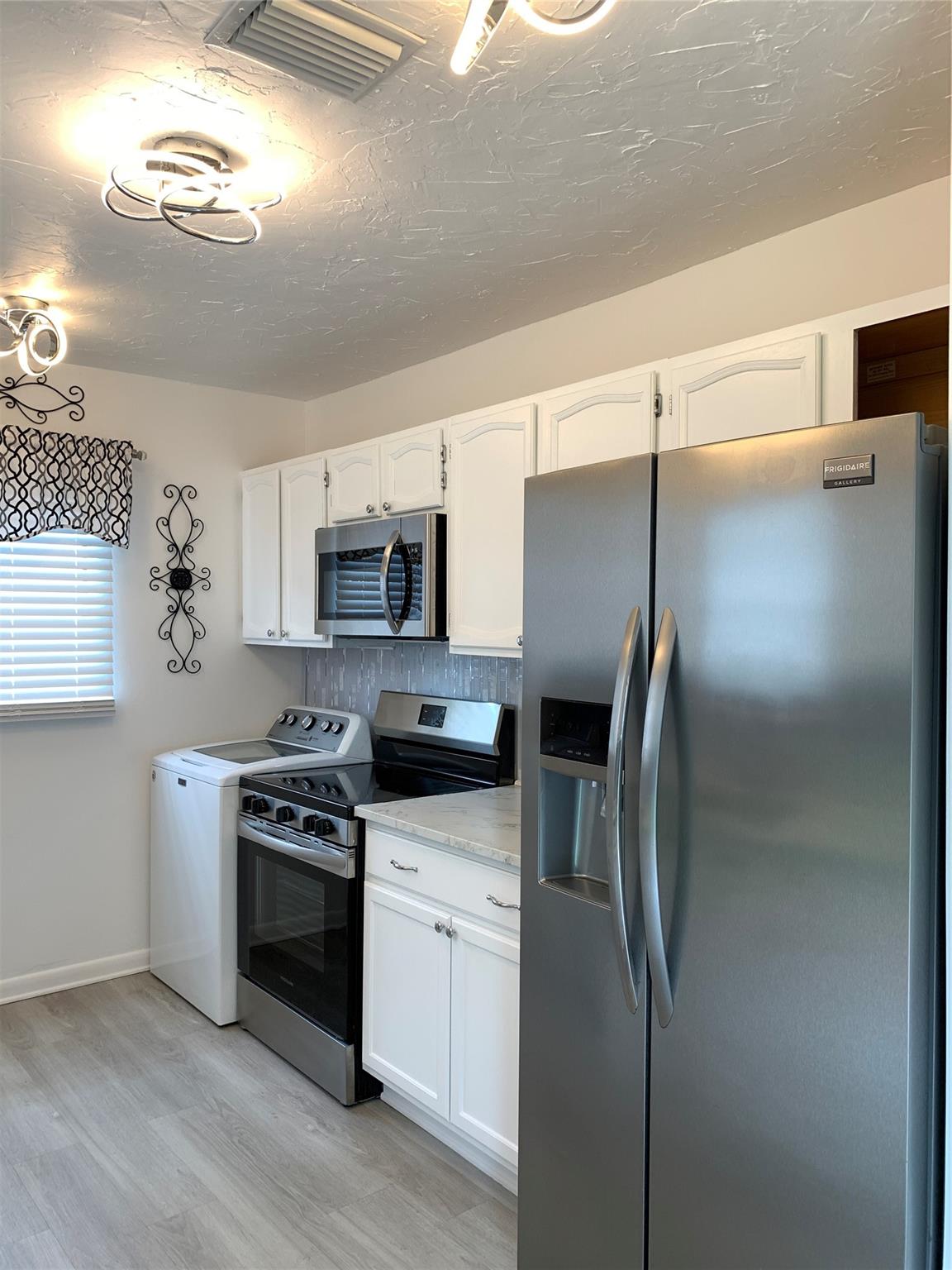 COLLIER ESTATES 1ST ADD - Residential