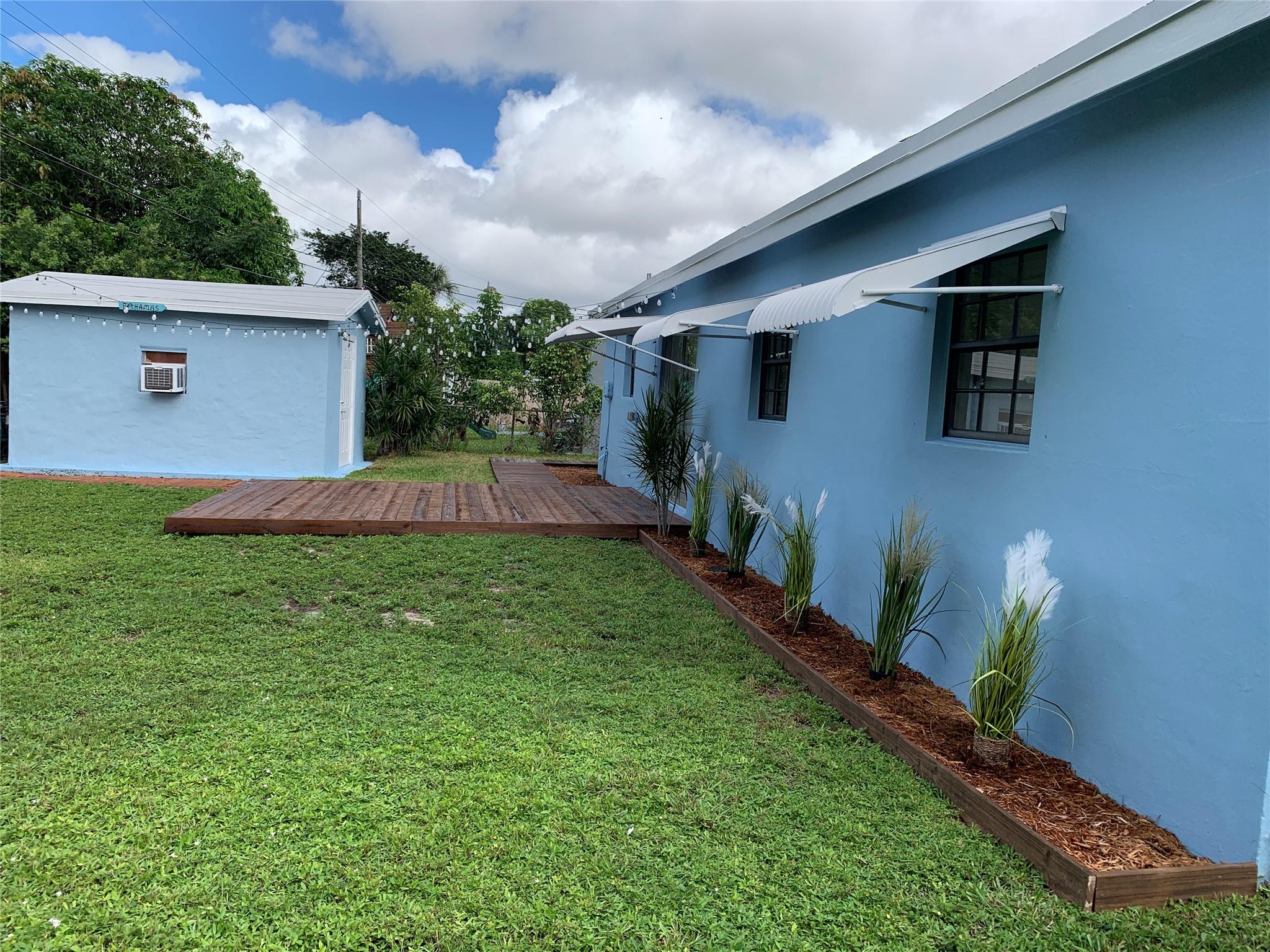 COLLIER ESTATES 1ST ADD - Residential