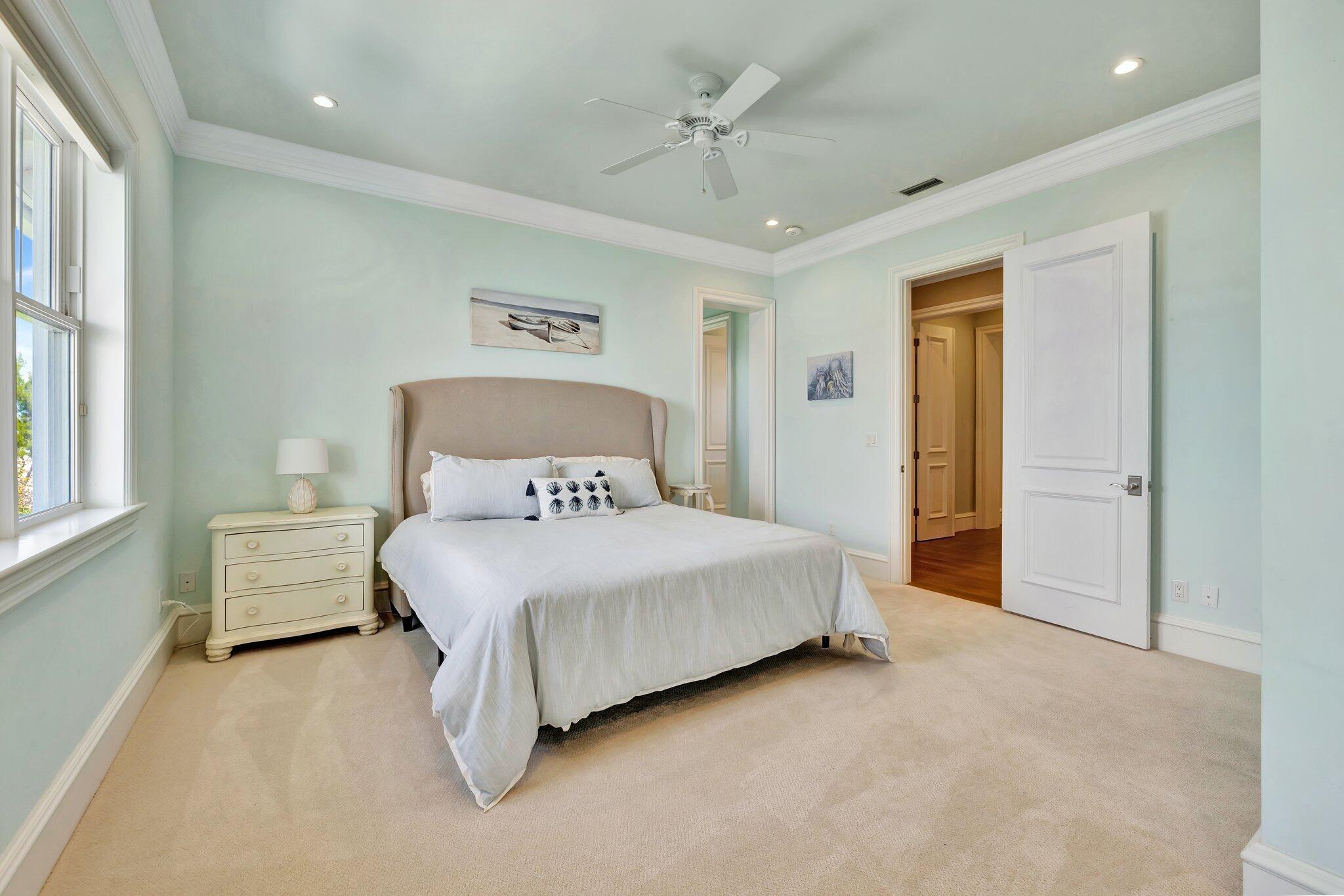 DIAMOND SANDS - Residential