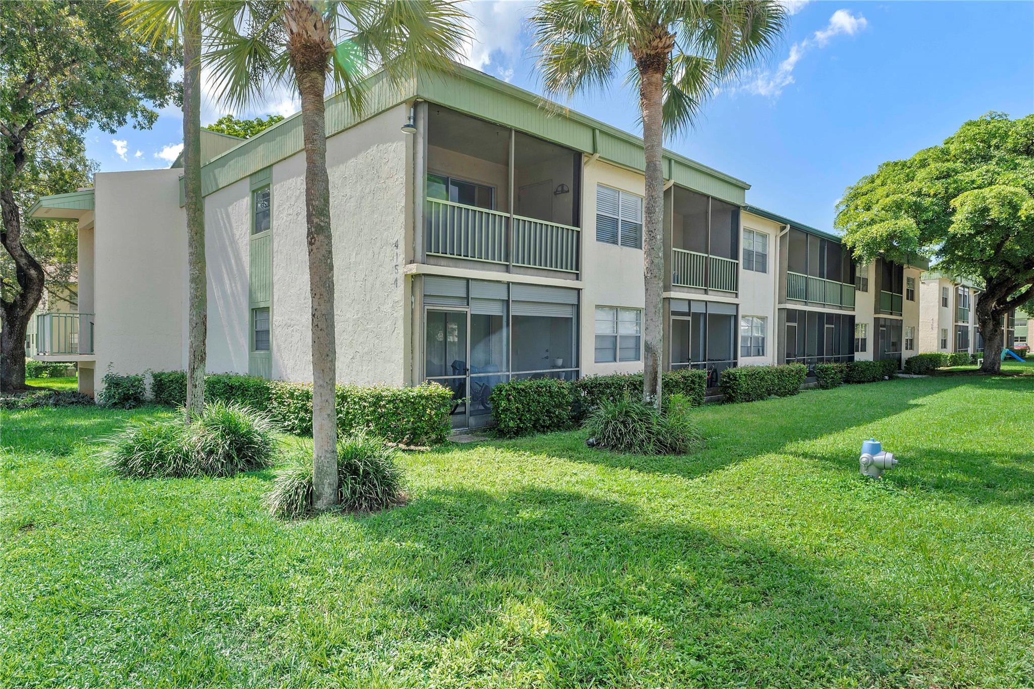Ramblewood East Condos - Residential