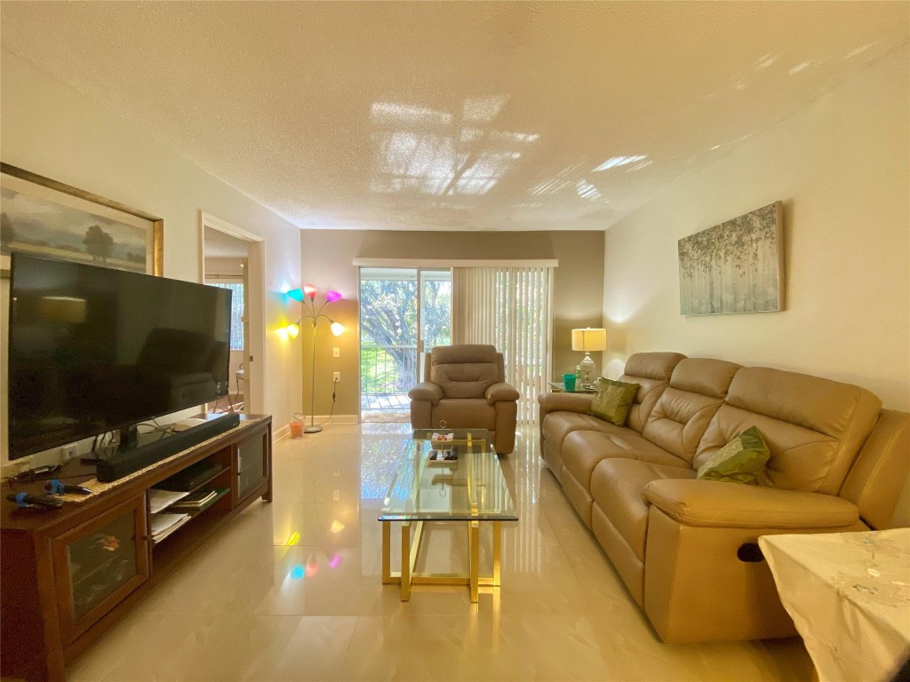 Nassau Village West II Co - Residential Lease