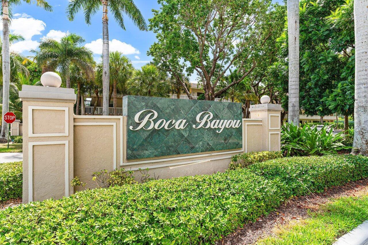 17 Royal Palm Way 1050